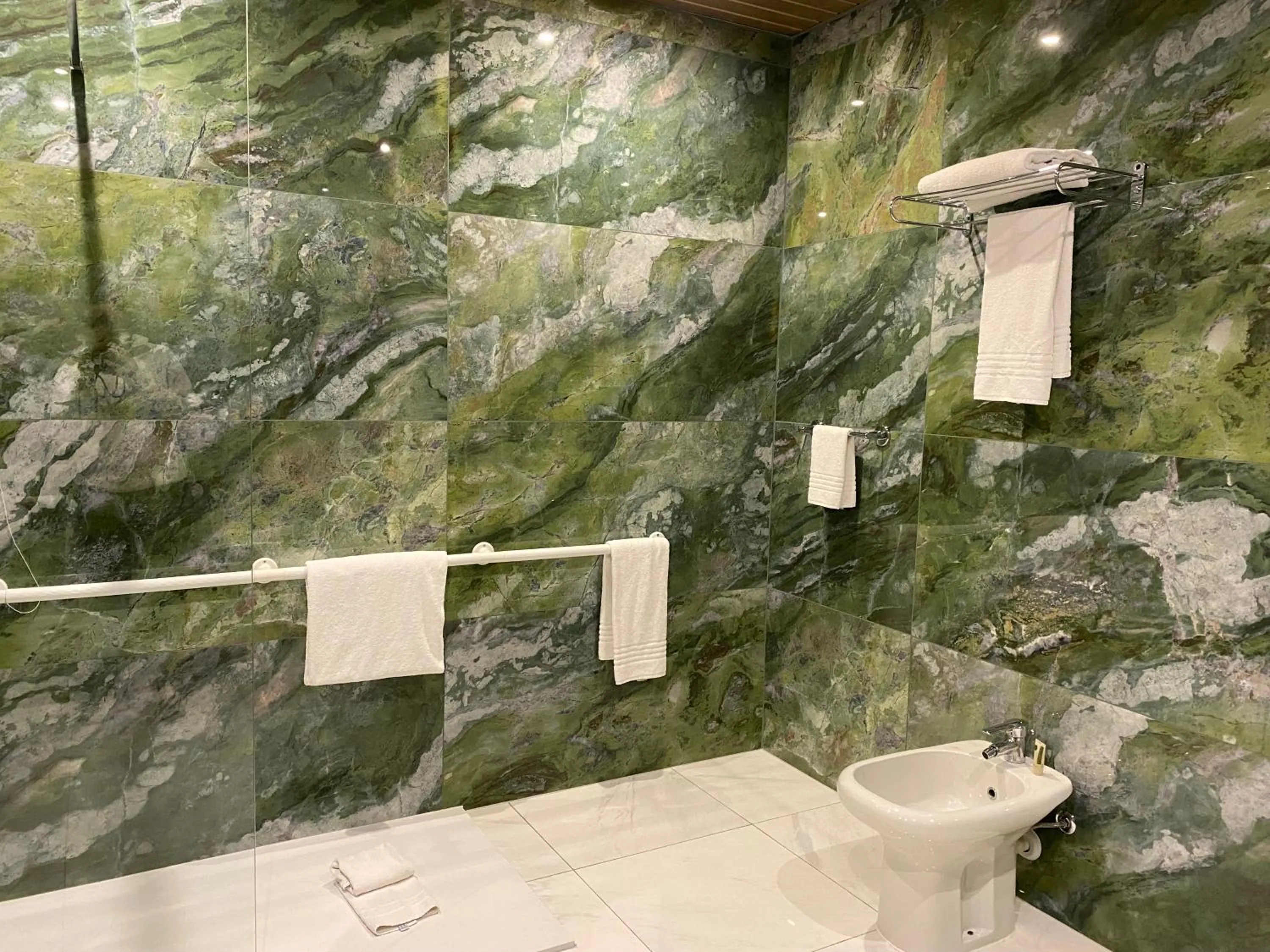 Bathroom in Best Western Modena District