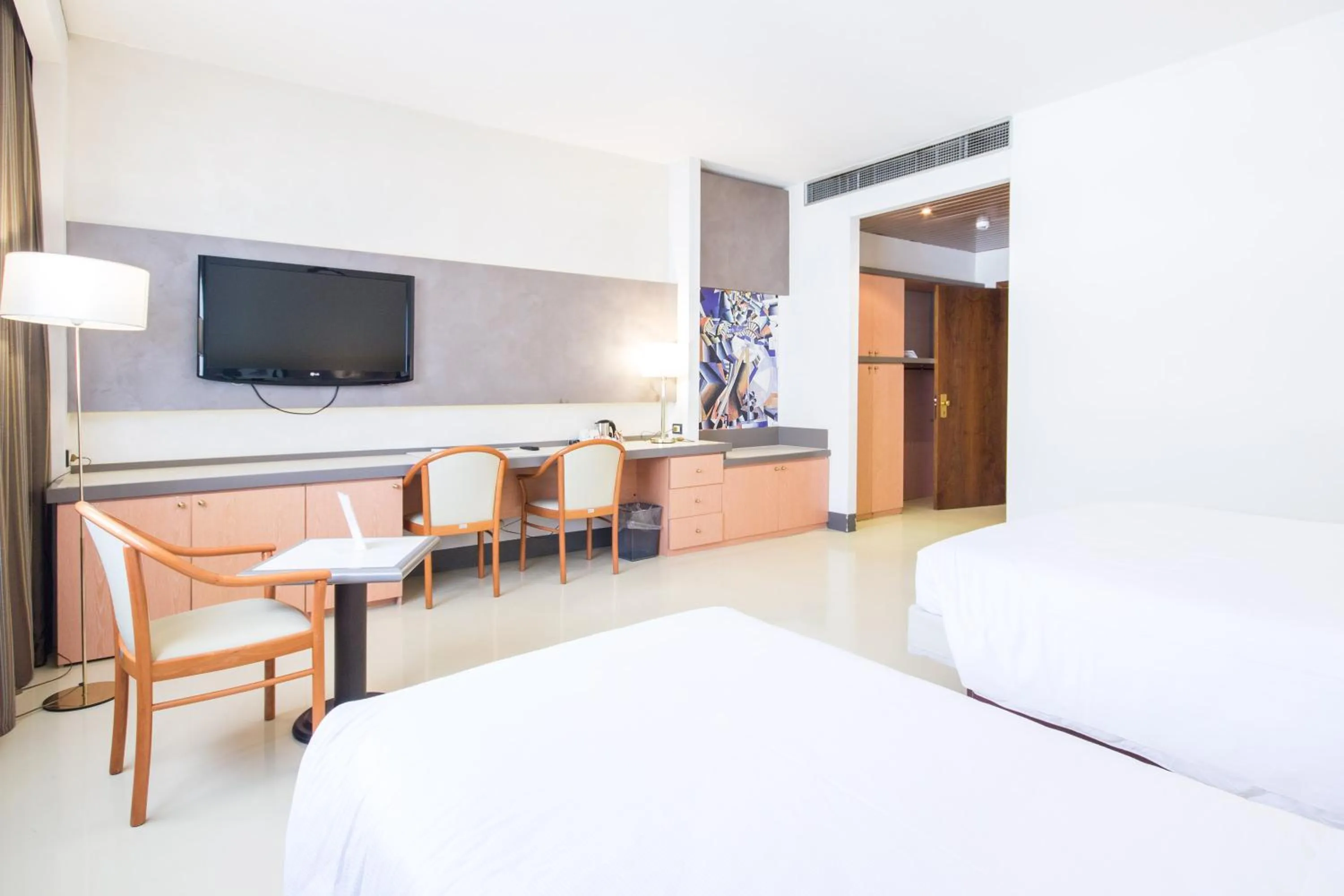 TV and multimedia, Bed in Best Western Modena District