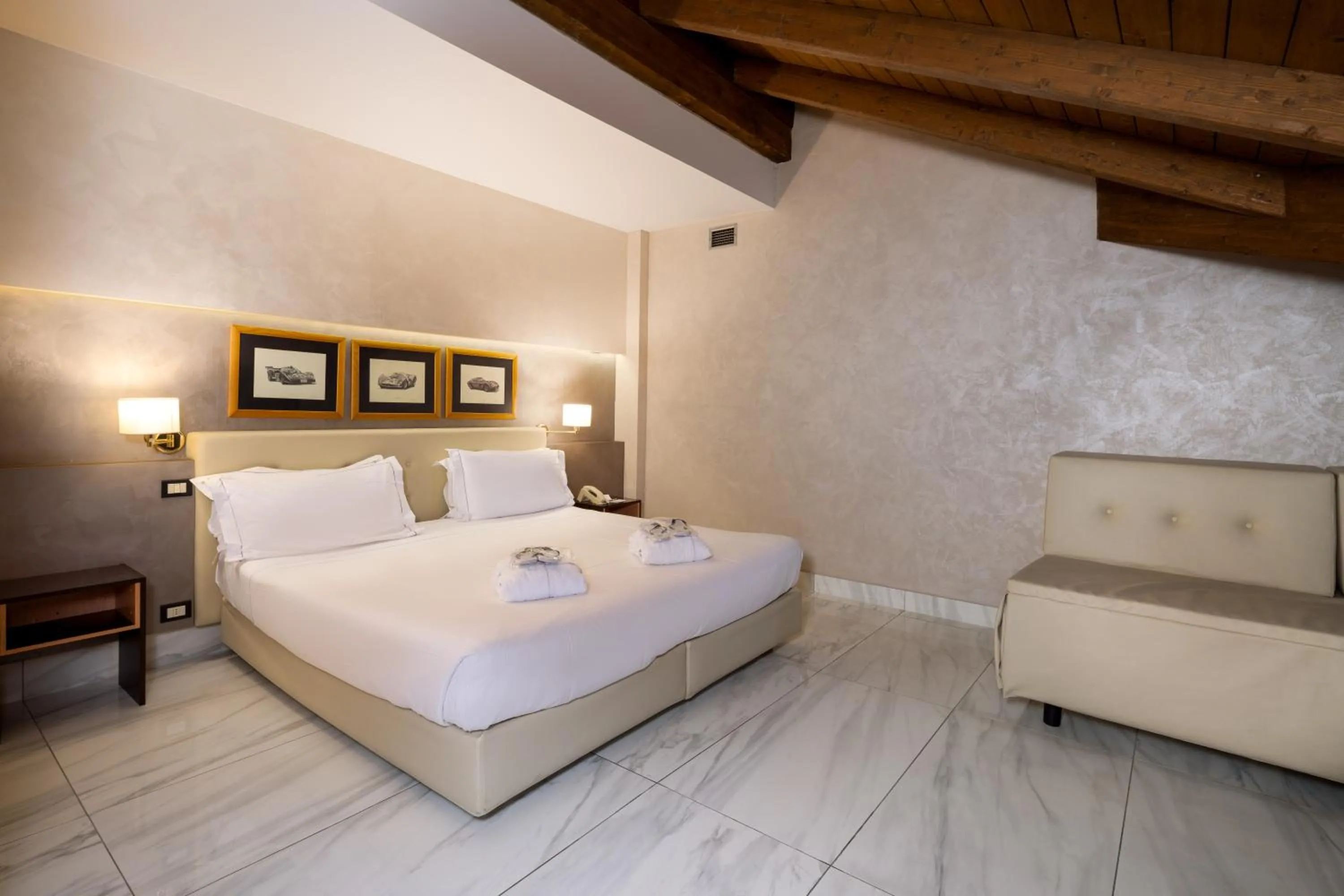Bedroom, Bed in Best Western Modena District
