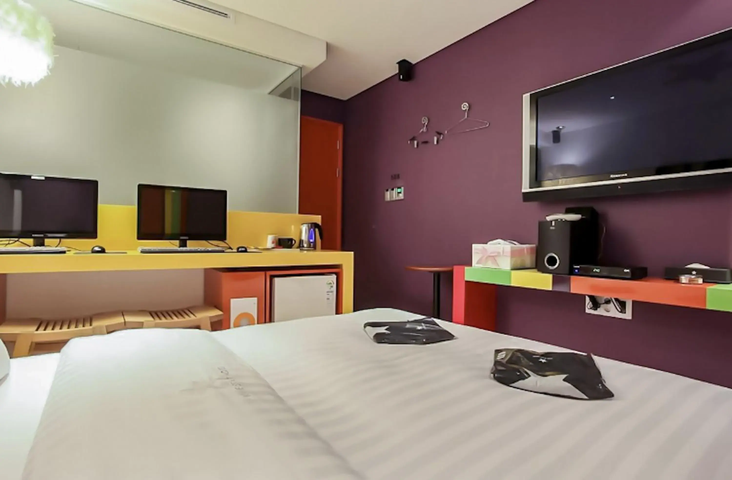 Bed in Nine Star Hotel Bed in Nine Star Hotel