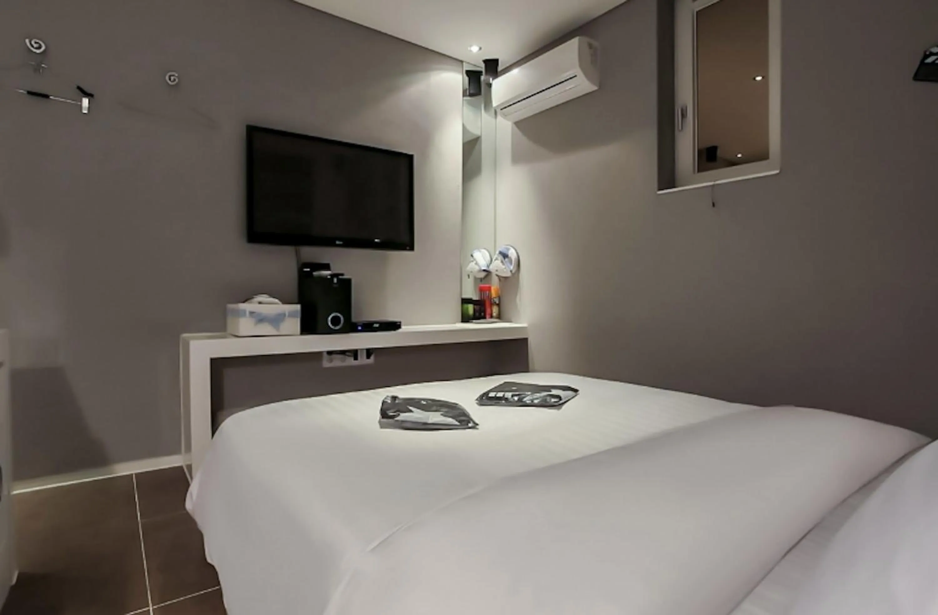 Bed in Nine Star Hotel