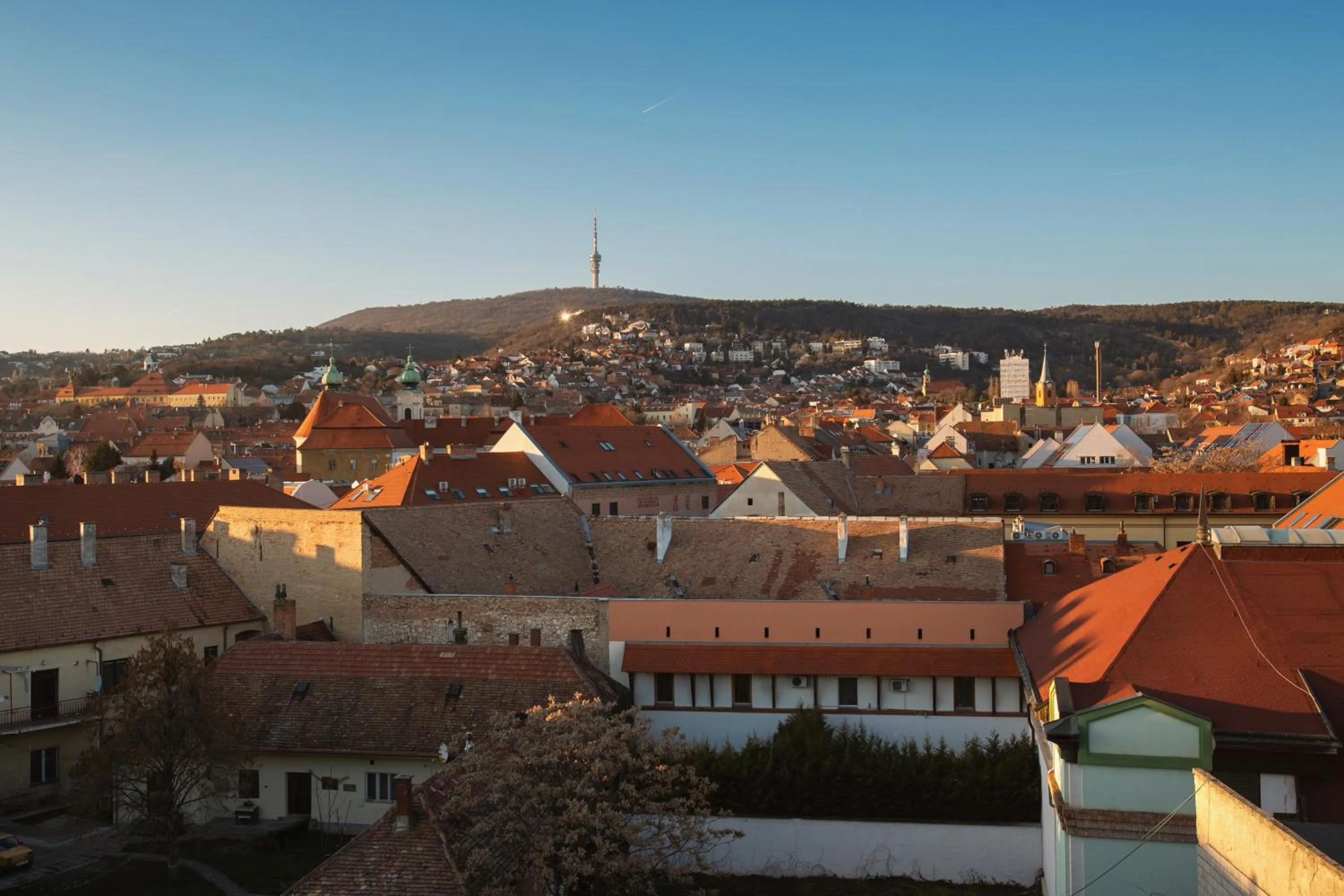 Day in R73 Residences