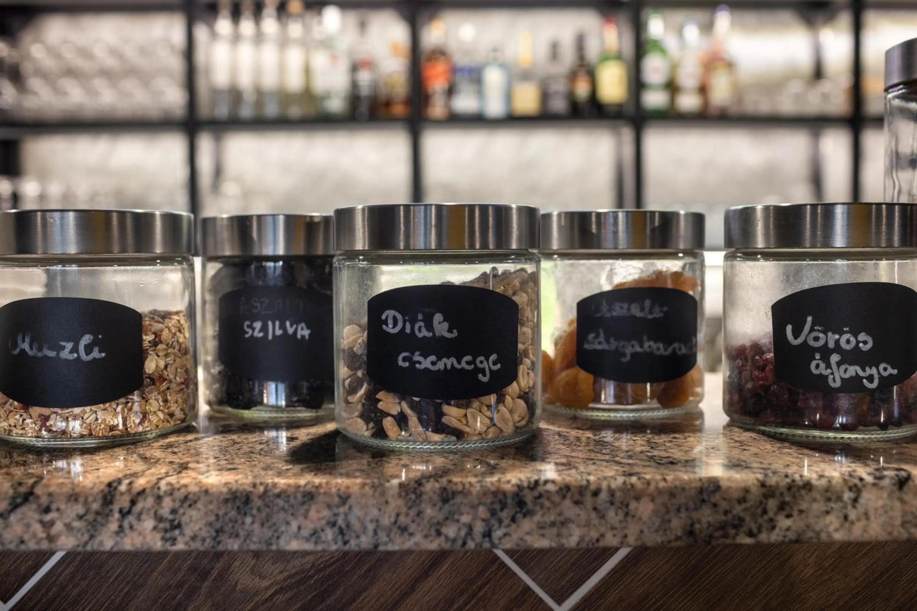 Lounge or bar in R73 Residences