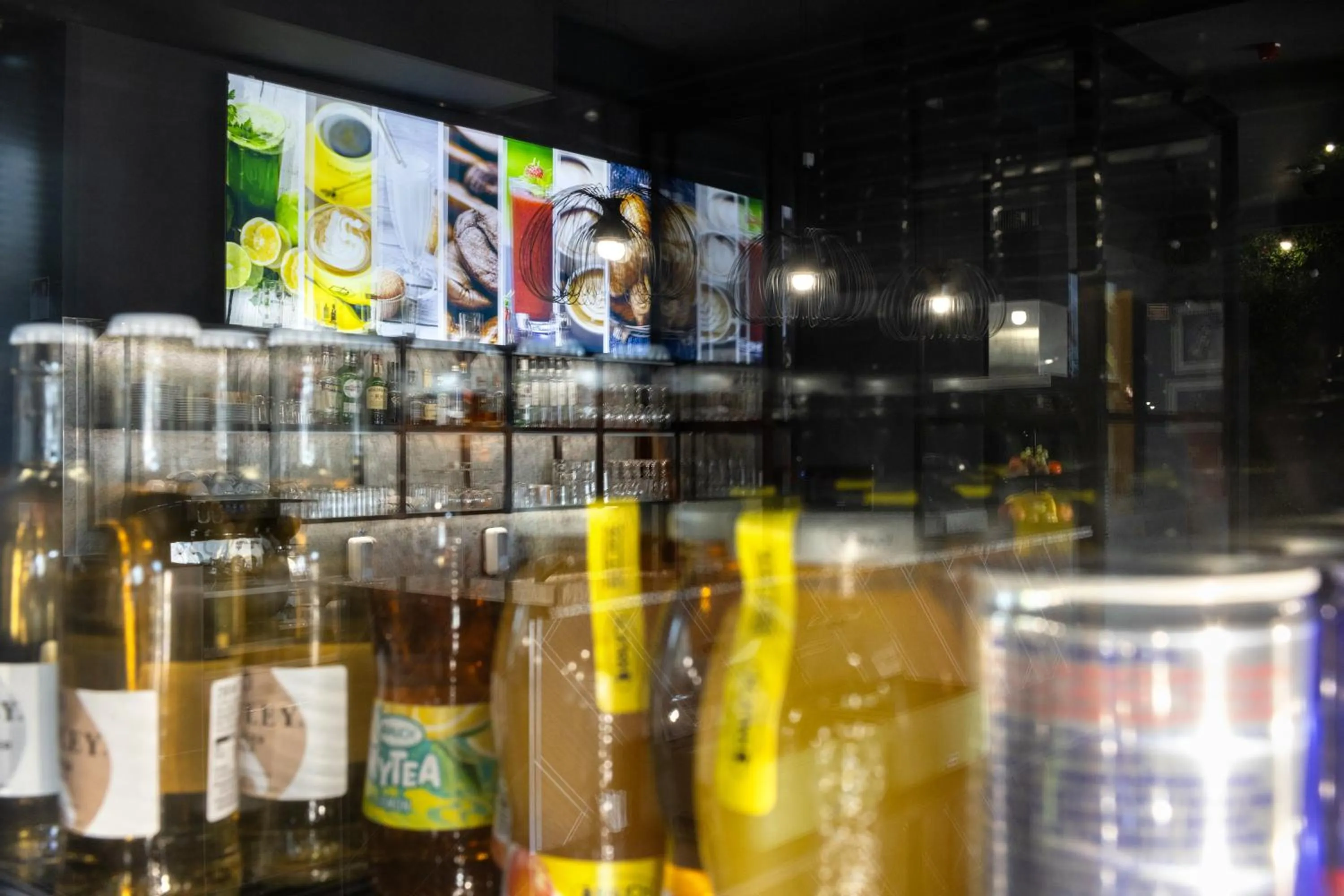 Drinks in R73 Residences