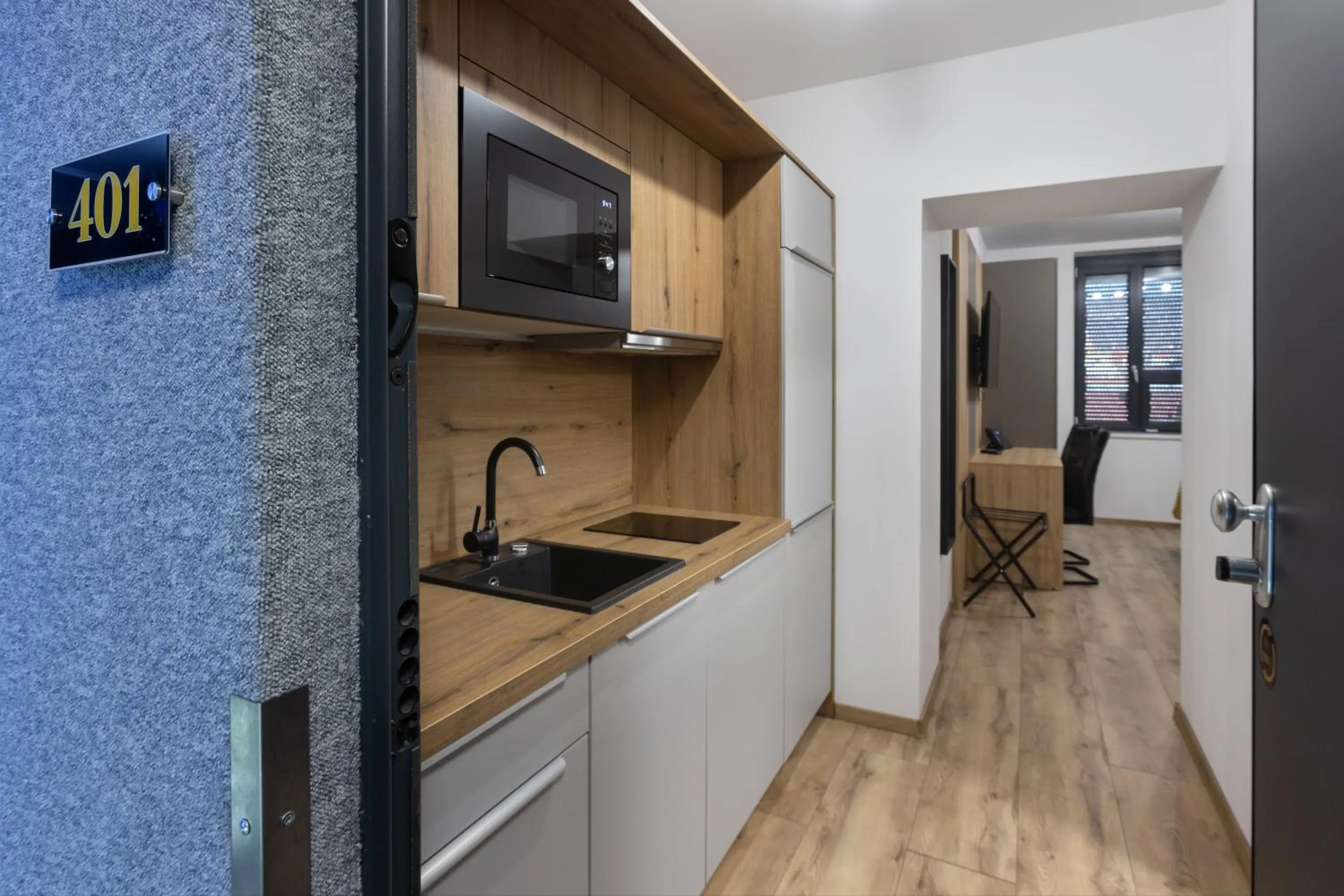 Kitchen or kitchenette in R73 Residences