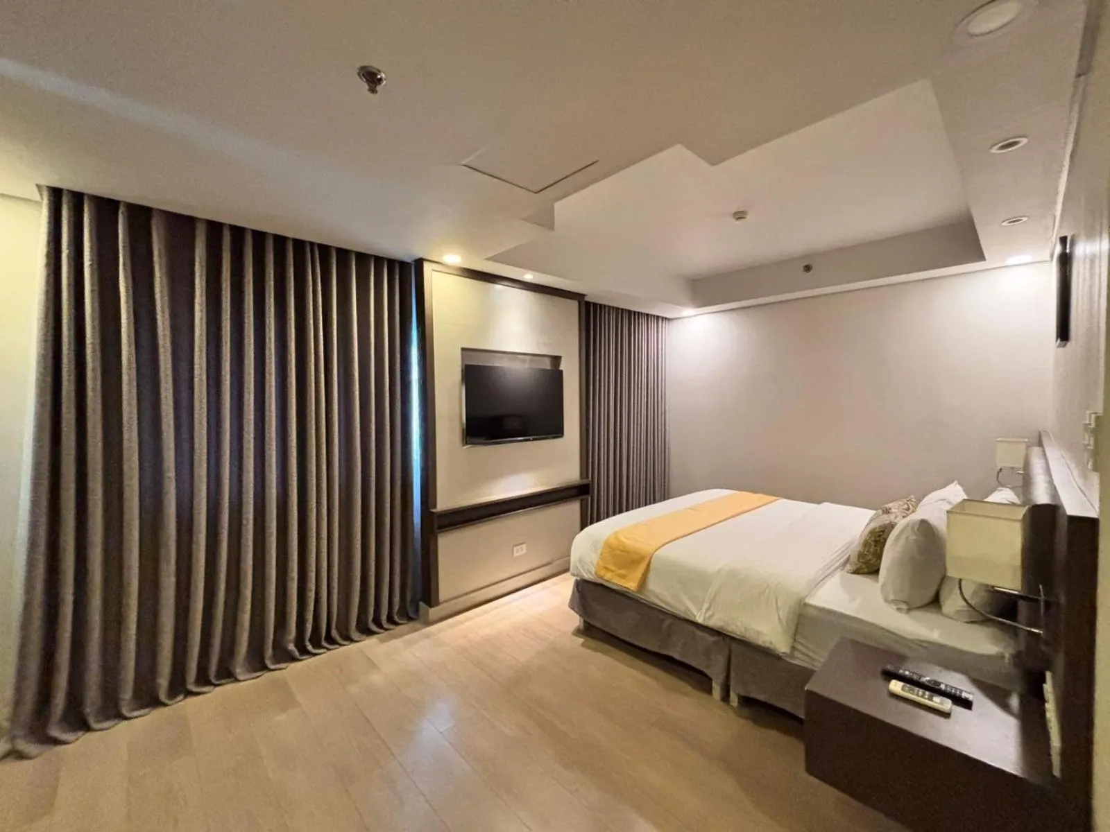 Bed in The Residences at BCCT