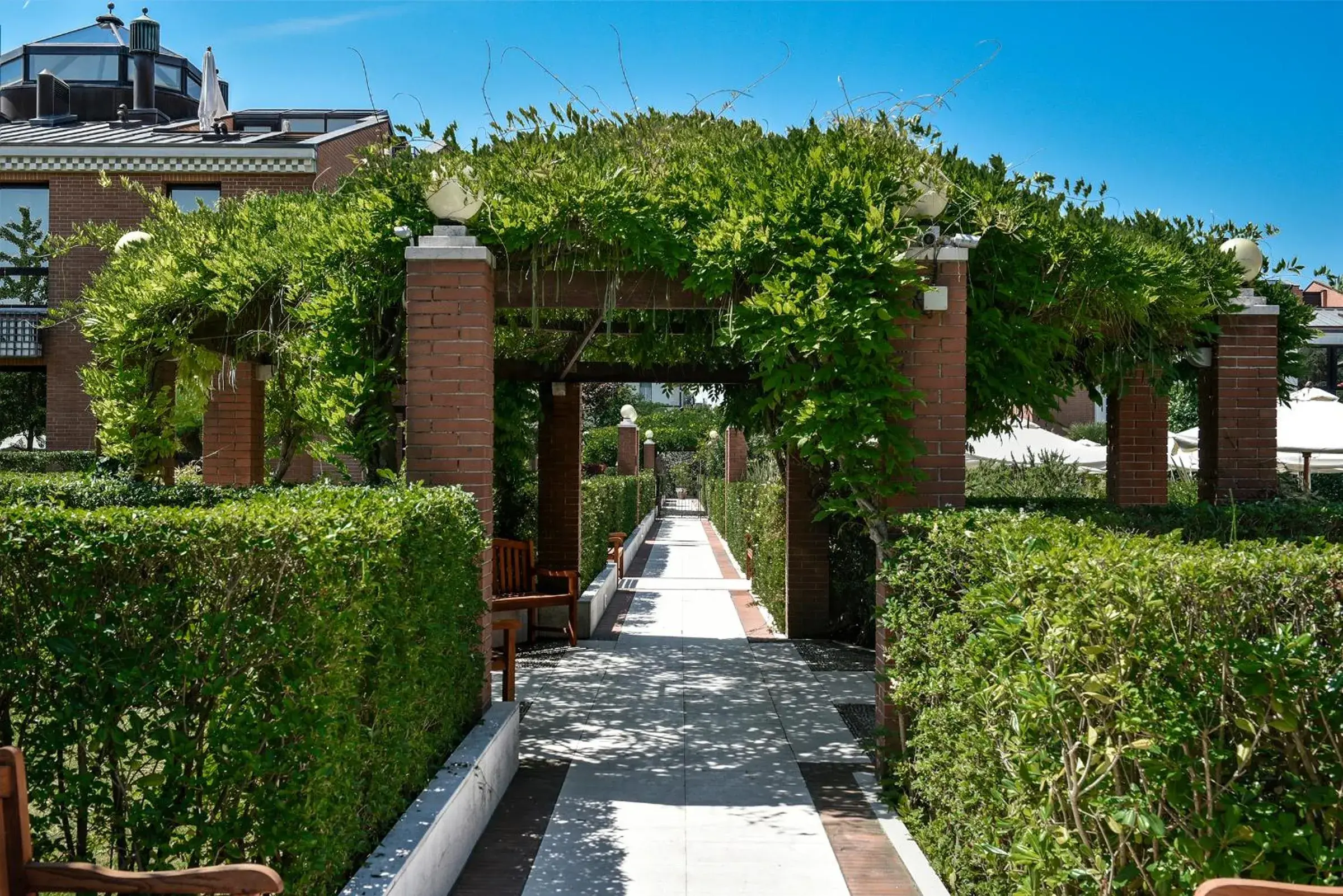 Garden view in DB Villas Le Ville del Lido Resort Garden view in DB Villas Le Ville del Lido Resort