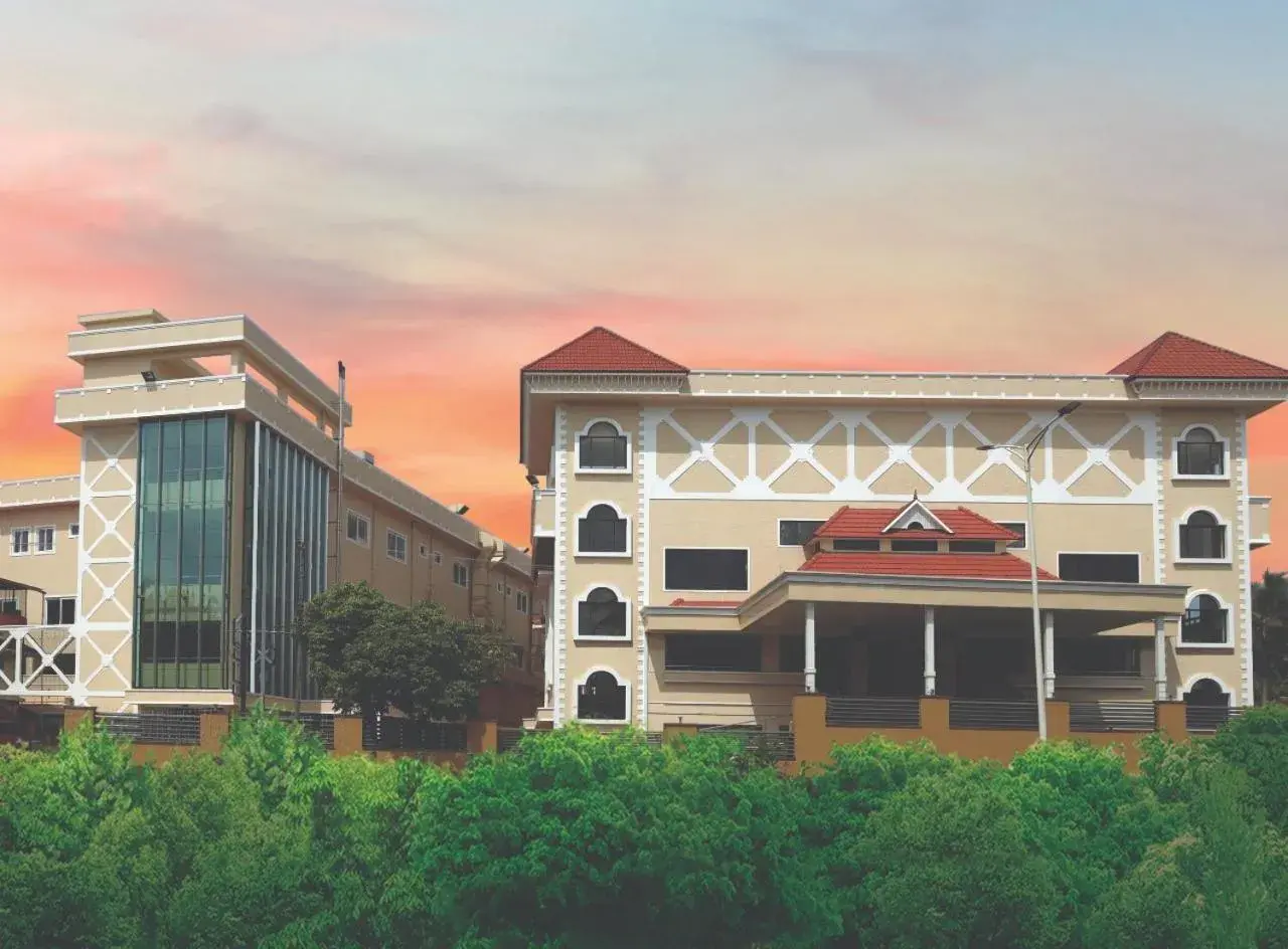 Ashirvad Lawns Hotel & Convention Centre Ashirvad Lawns Hotel & Convention Centre