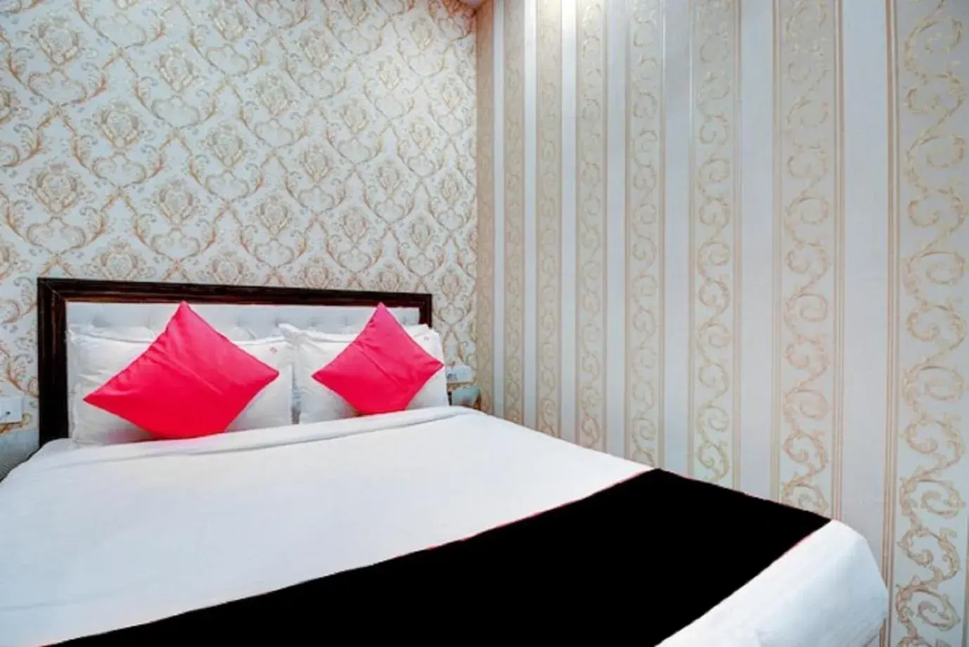 Bed in Hotel De Classico Juhu Bed in Hotel De Classico Juhu