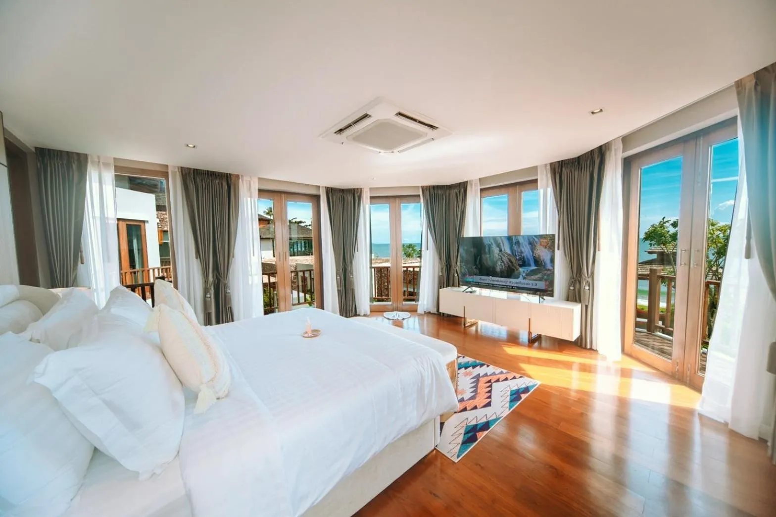 TV and multimedia, Bed in Yotaka Khanom