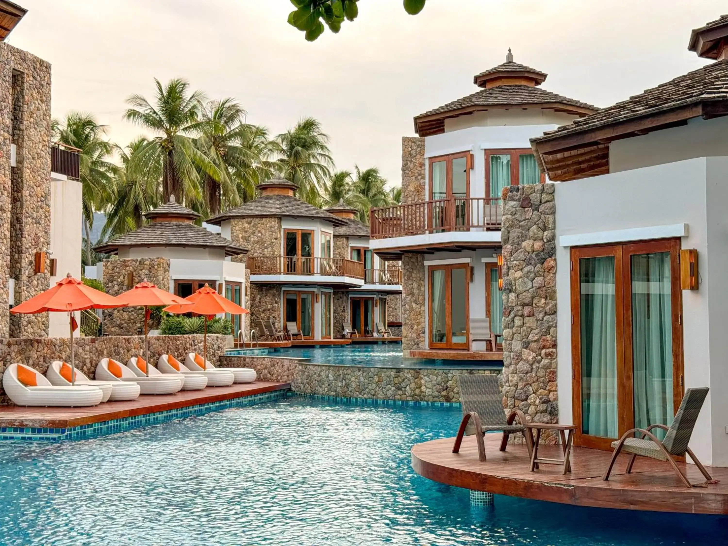 Property building in Yotaka Khanom Property building in Yotaka Khanom