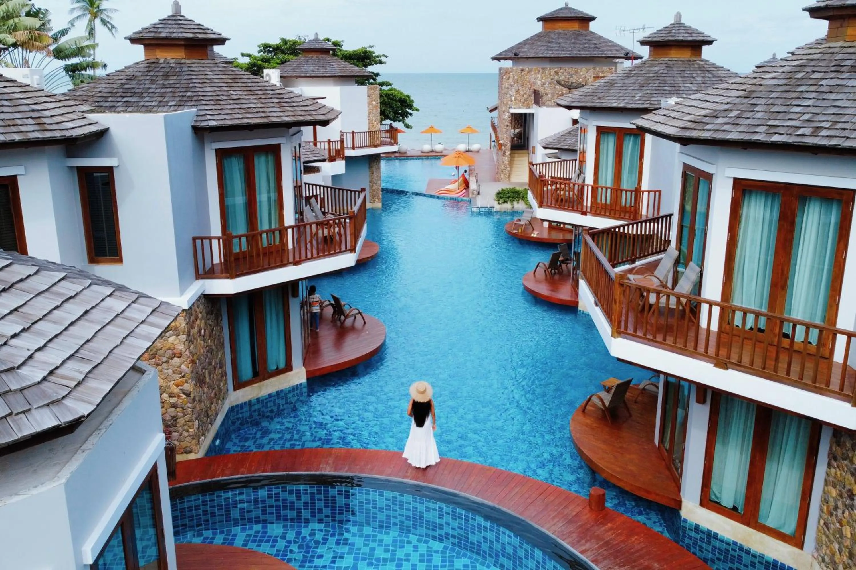 Property building in Yotaka Khanom