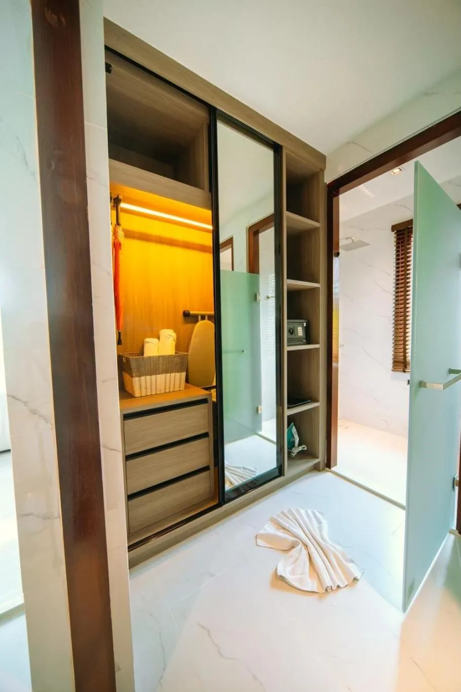 wardrobe, Bed in Yotaka Khanom