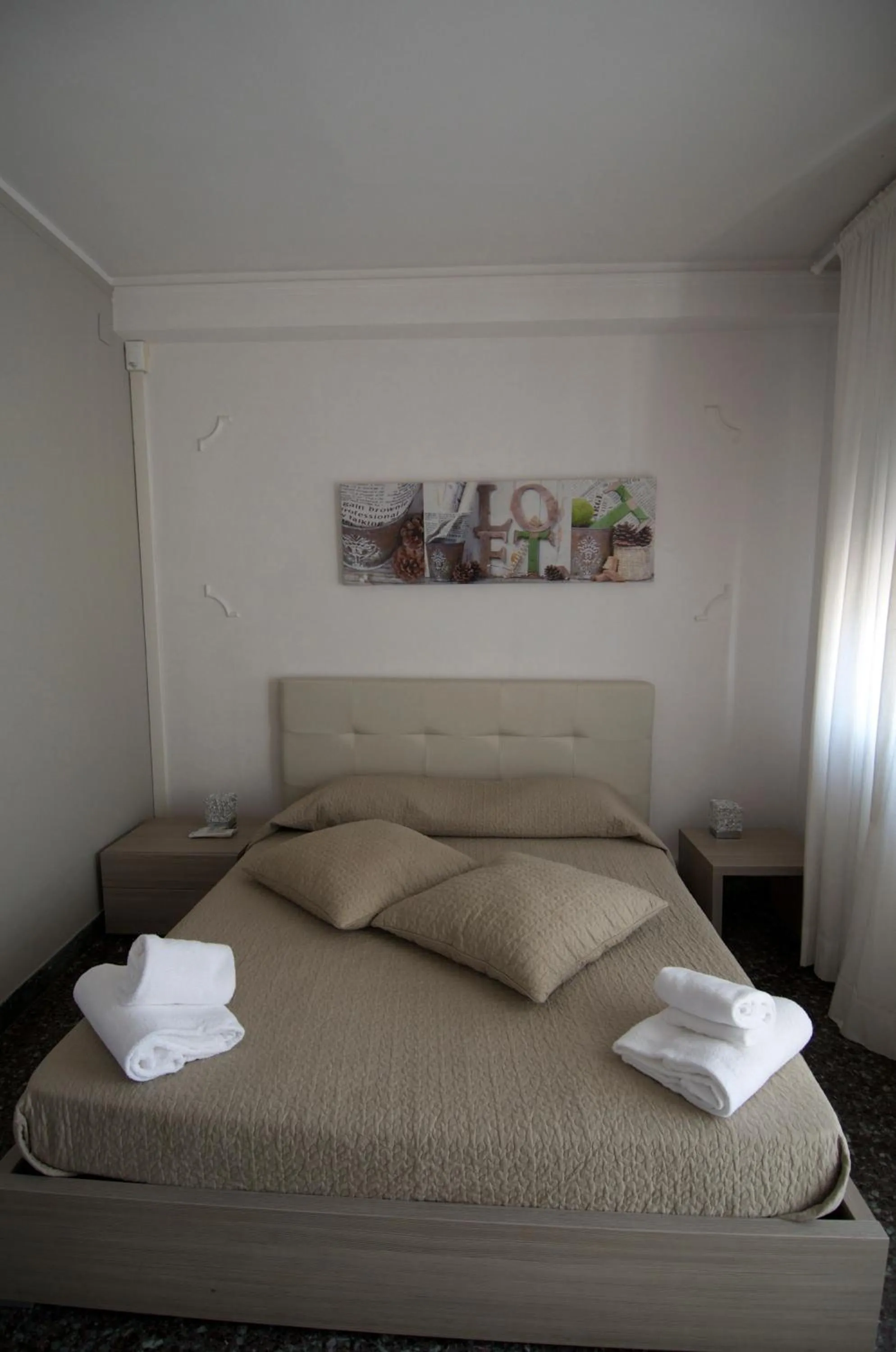 Bed in Al Portico Guest House