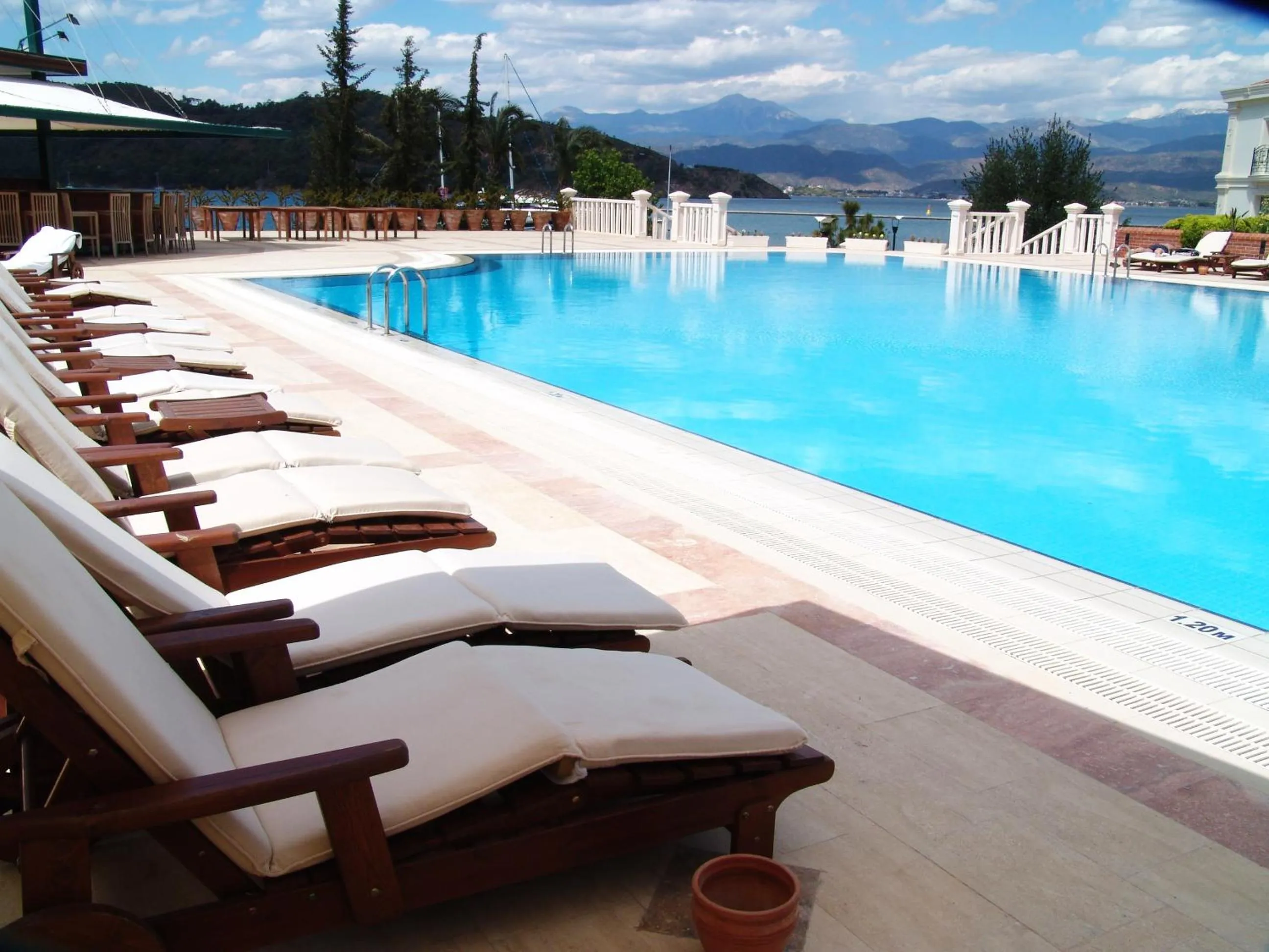Swimming pool in Ece Saray Marina Resort