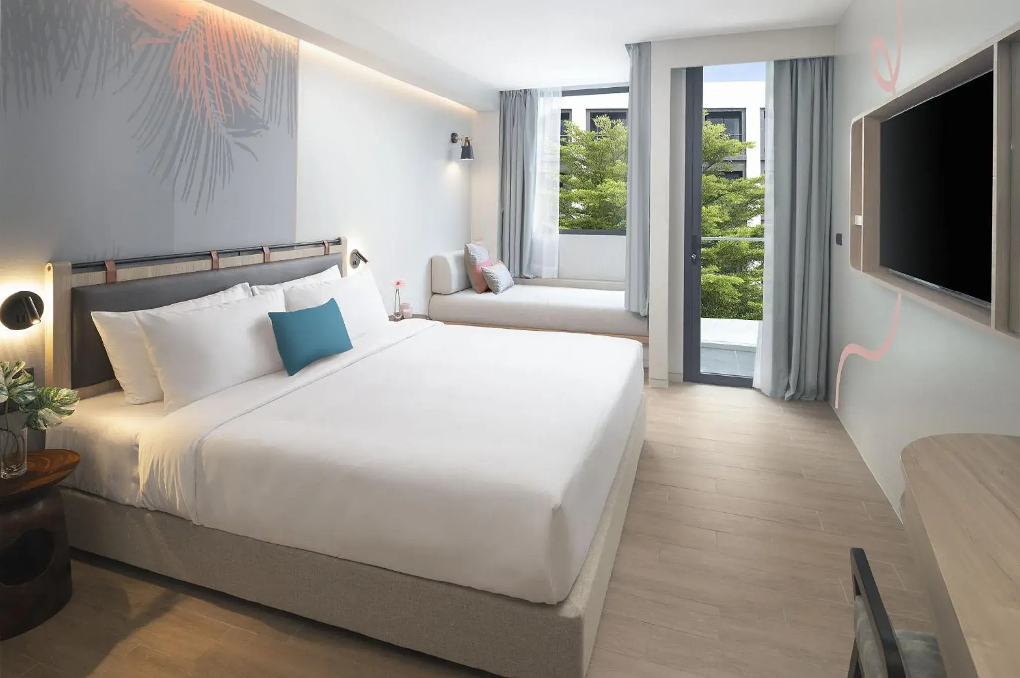 Photo of the whole room, Bed in JonoX Phuket Karon Hotel Photo of the whole room, Bed in JonoX Phuket Karon Hotel