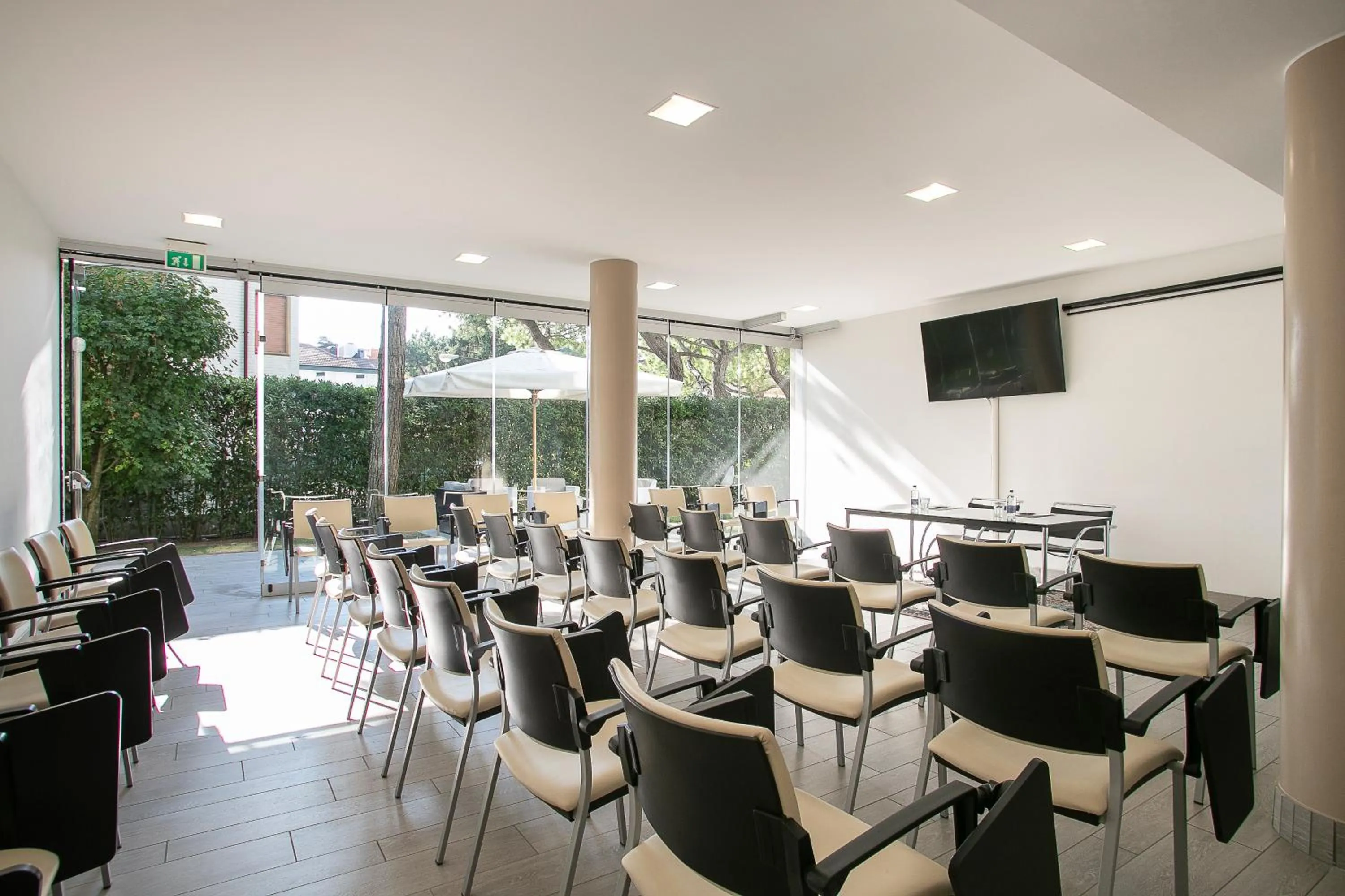 Business facilities in Park Hotel Ermitage Resort & Spa