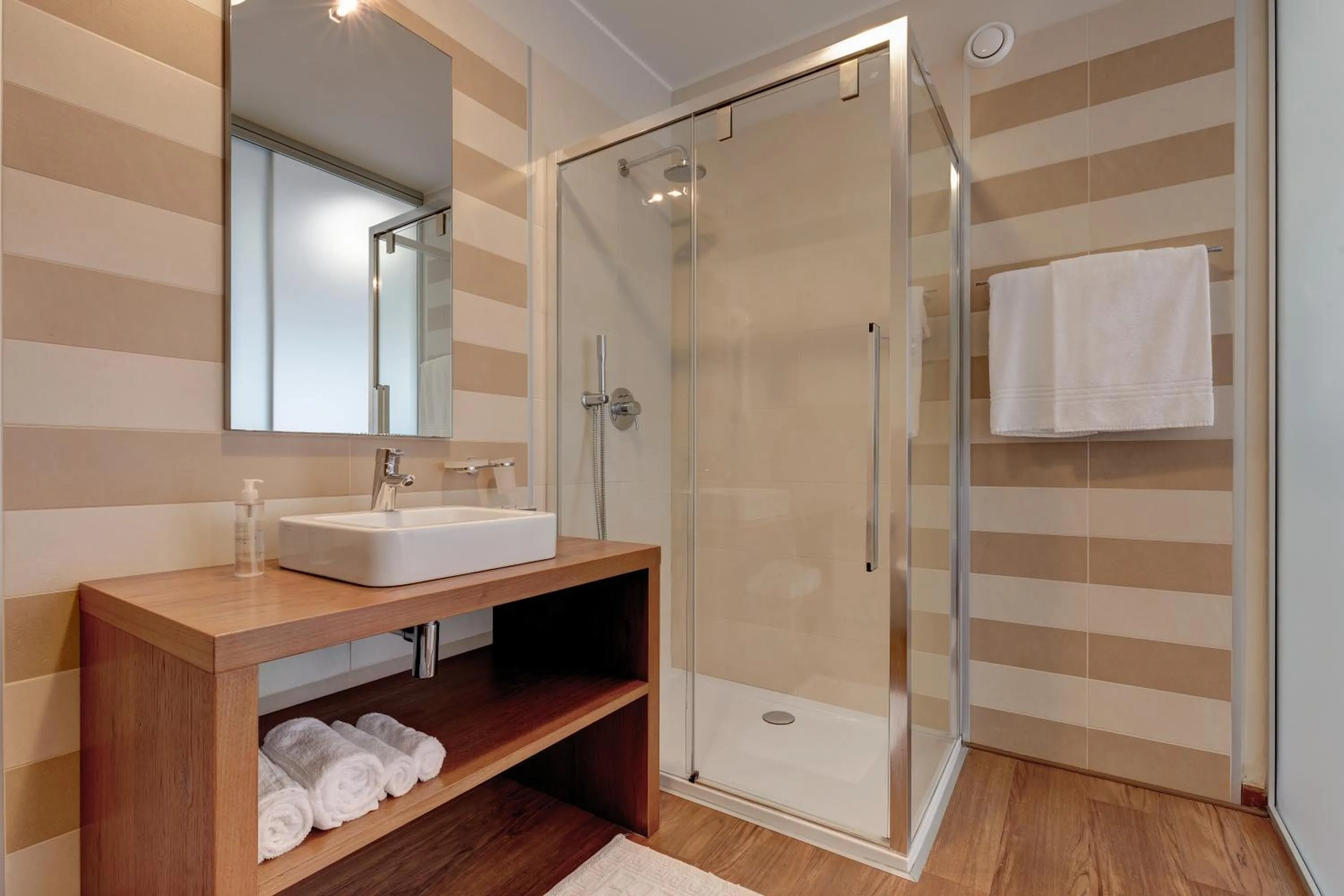 Shower in Park Hotel Ermitage Resort & Spa