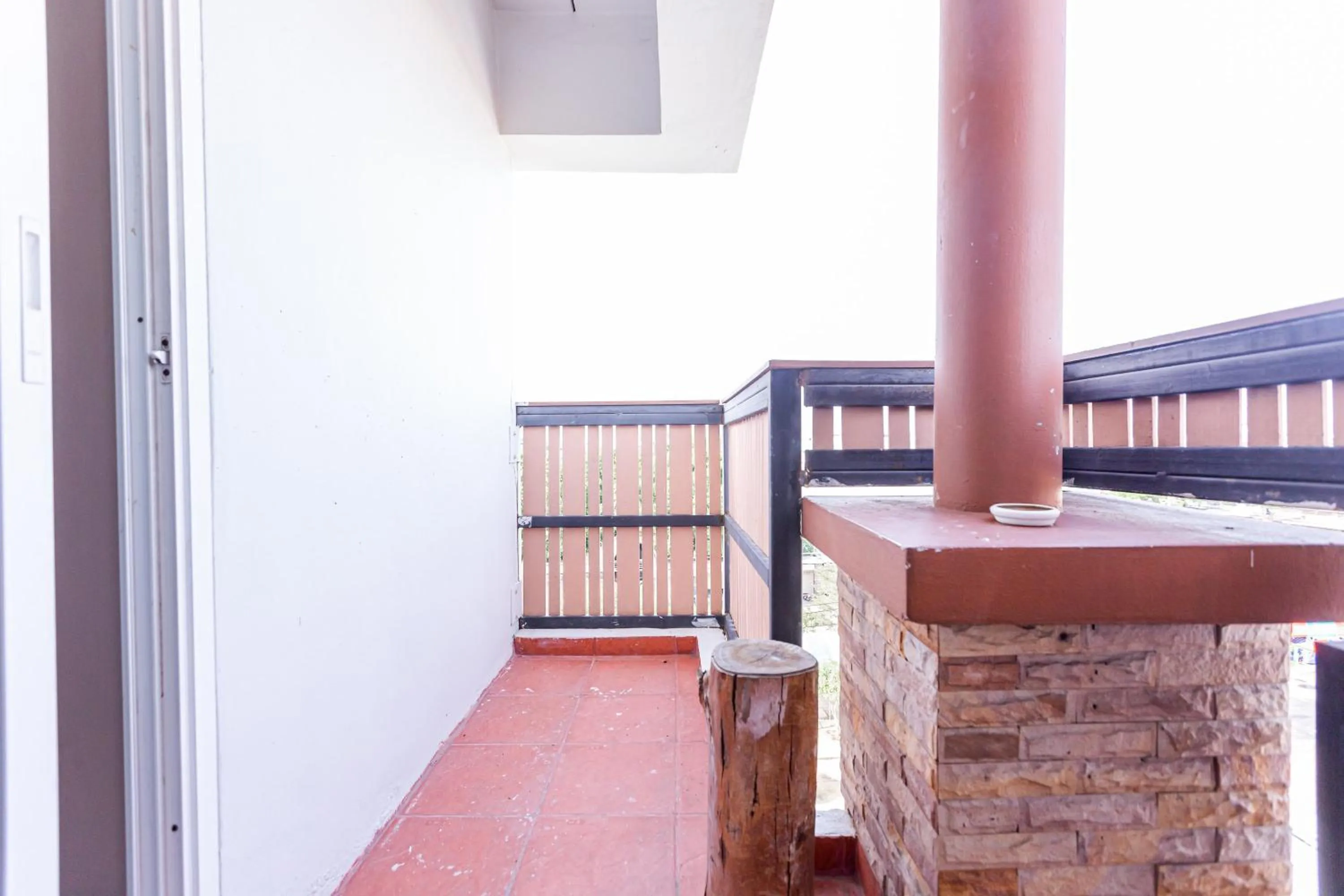 Balcony/Terrace in Latin Garden Hotel