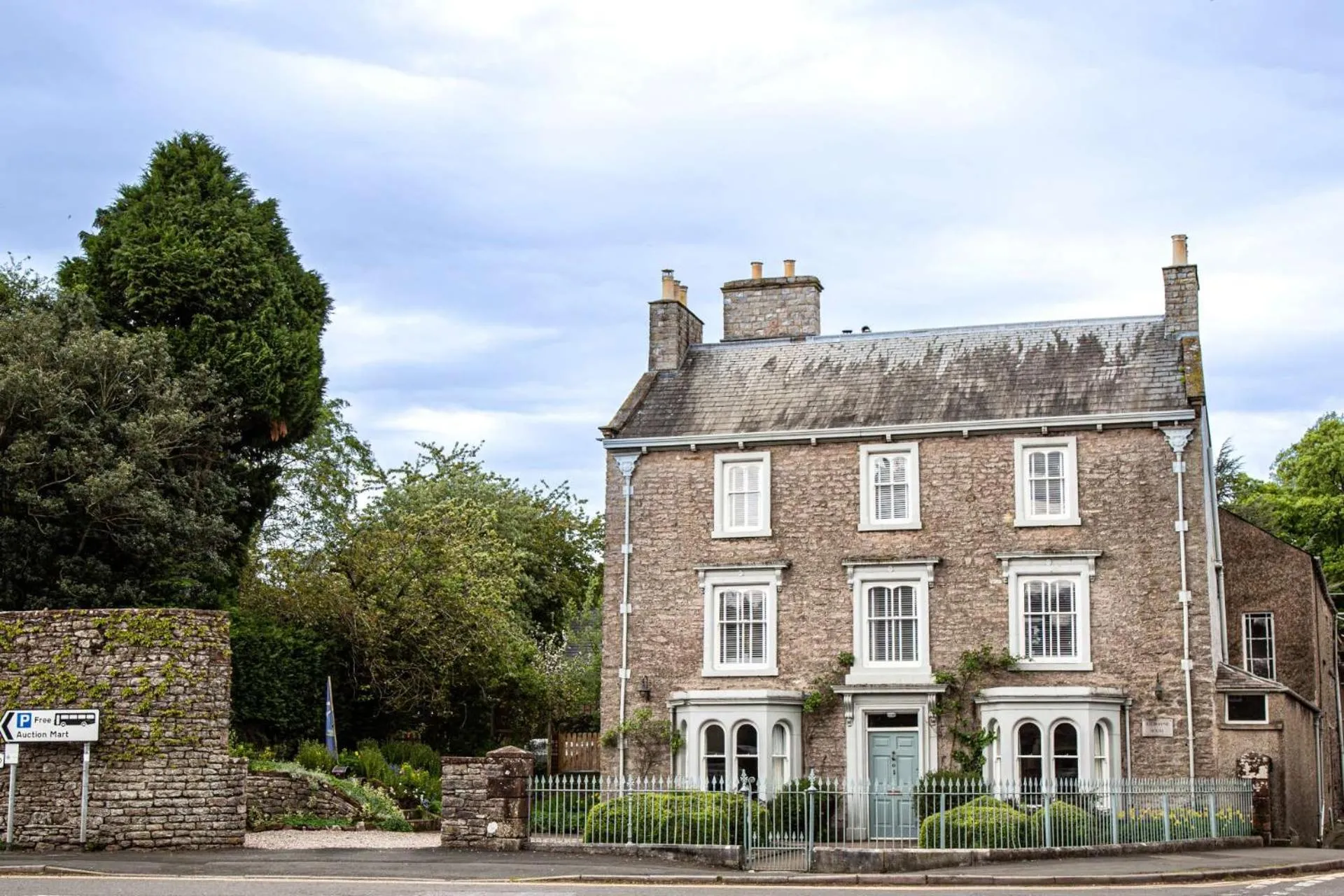 Redmayne House
