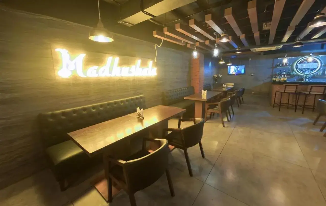 Lounge or bar in Pinaka Hotels & Resorts Lounge or bar in Pinaka Hotels & Resorts