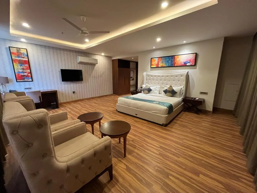 Bed in Pinaka Hotels & Resorts