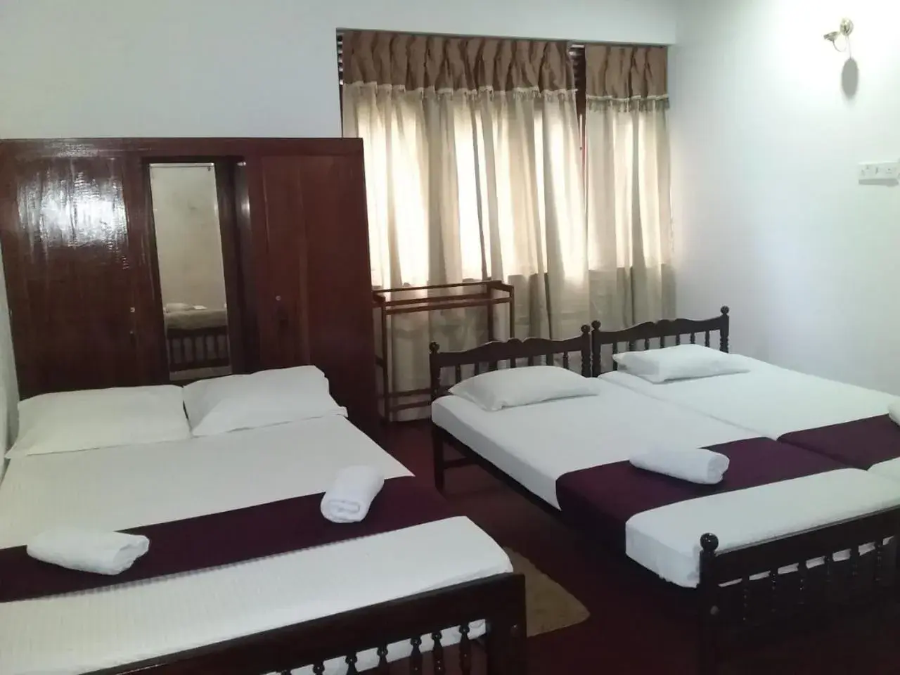 Bed in Lazy Bear Best Hostel in Kandy Bed in Lazy Bear Best Hostel in Kandy
