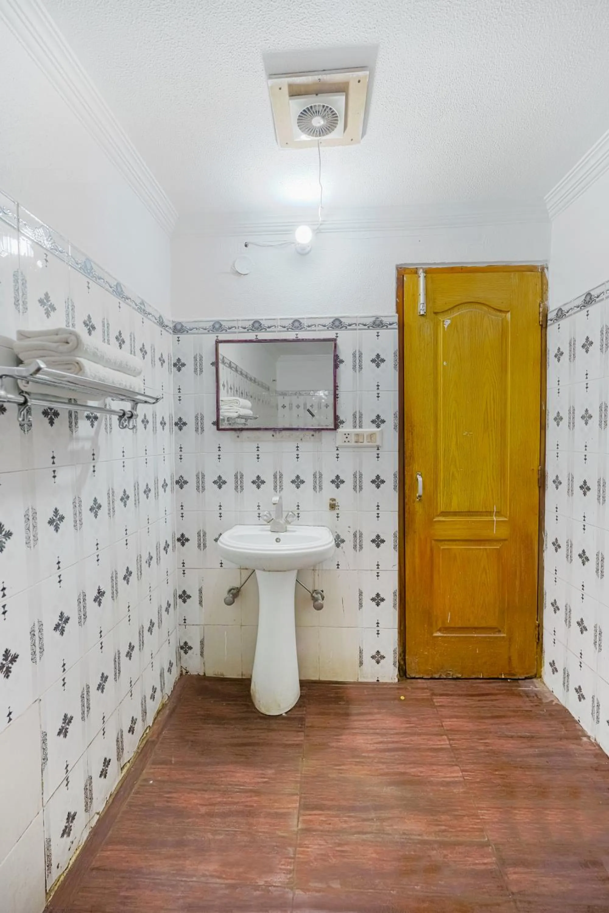 Hotel Abhi international