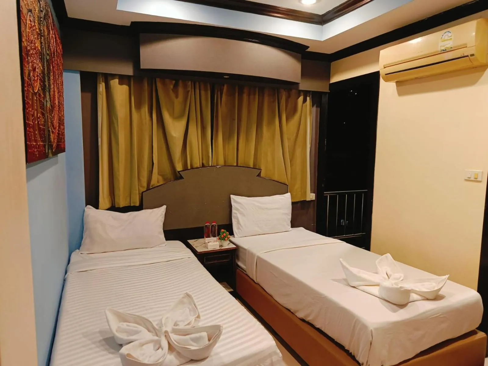 Bed in Hill View Lodge