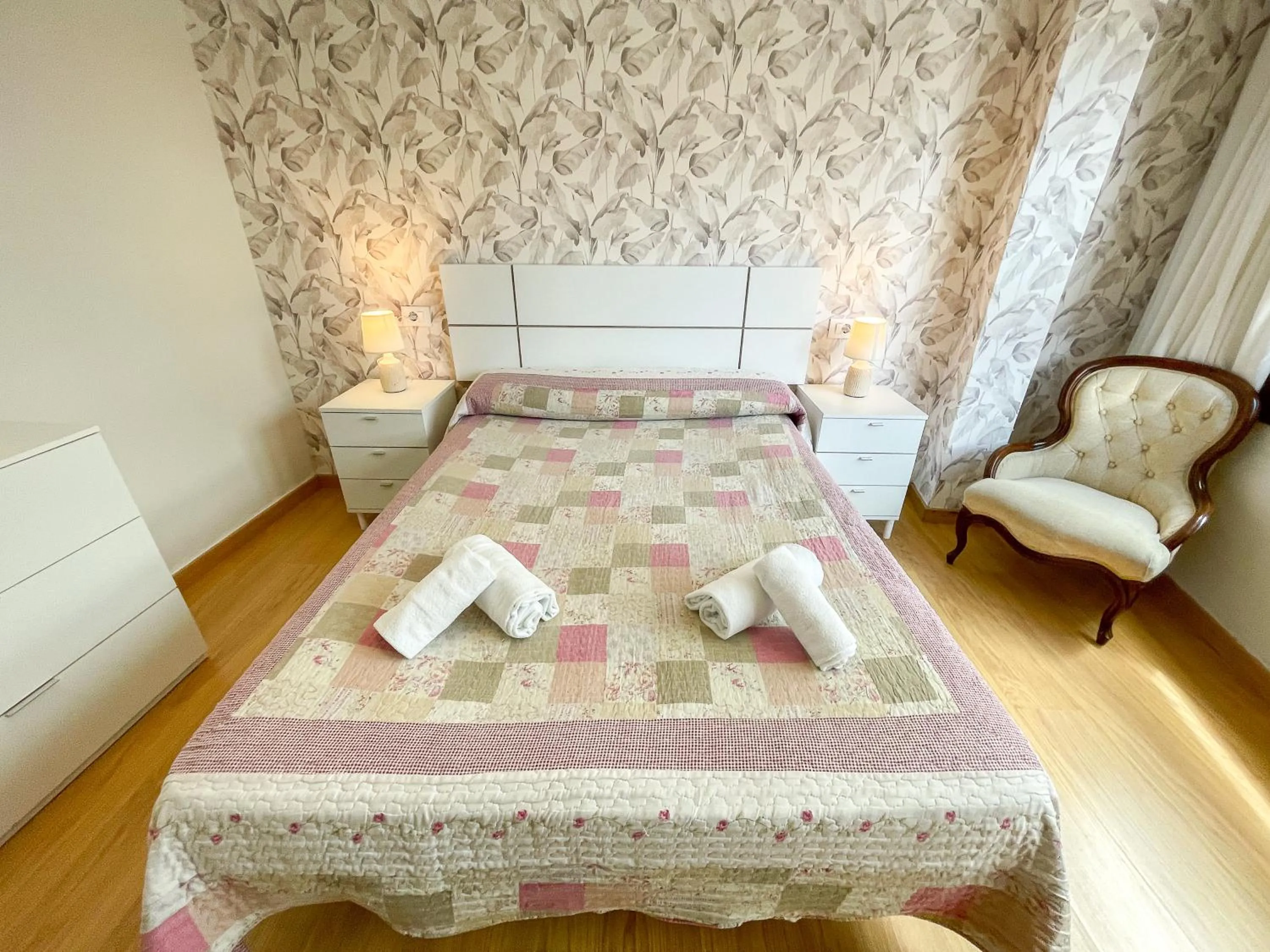 Bedroom, Bed in Apartamentos Portonovo 3000