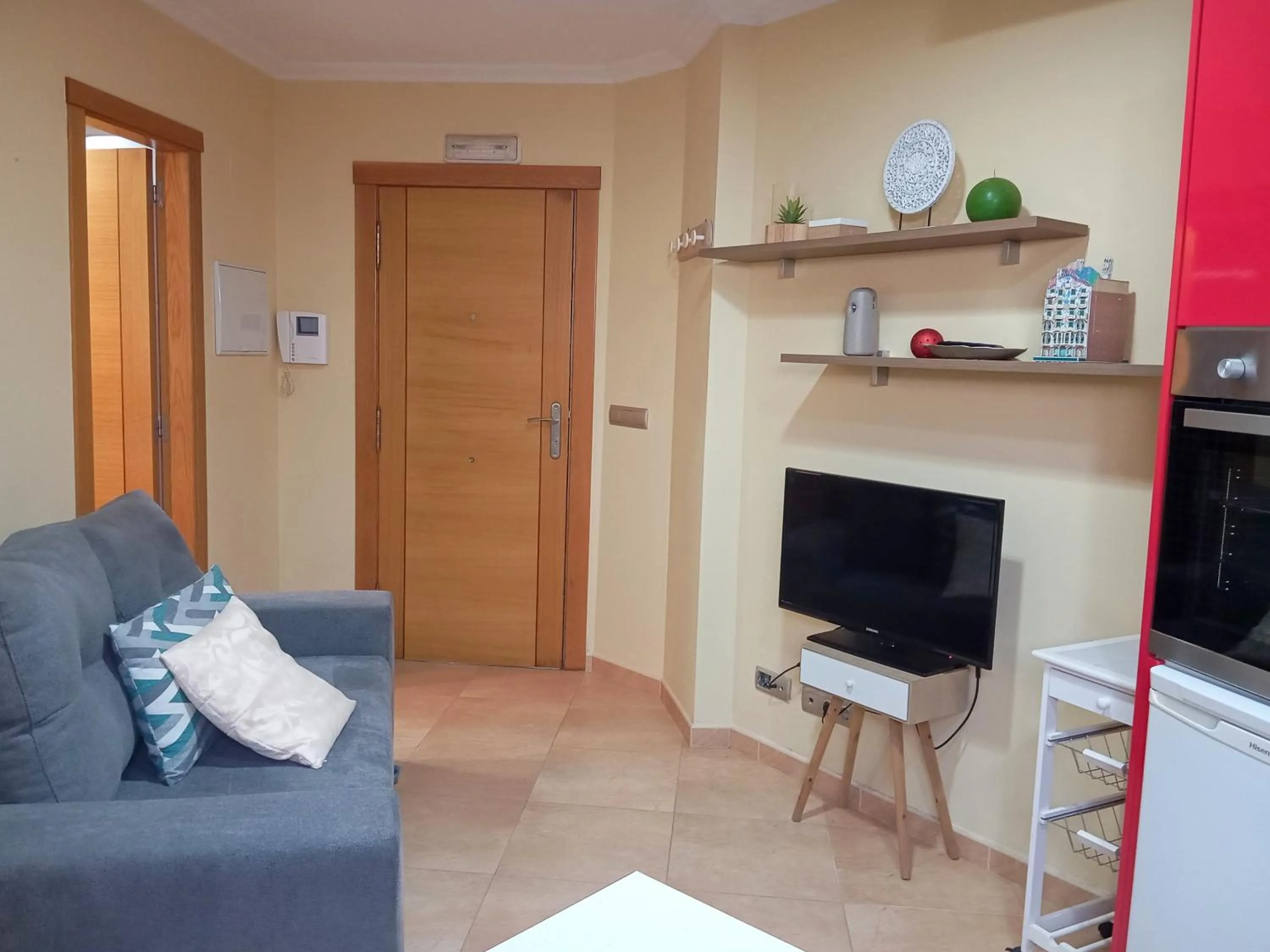 TV and multimedia in Apartamentos Portonovo 3000