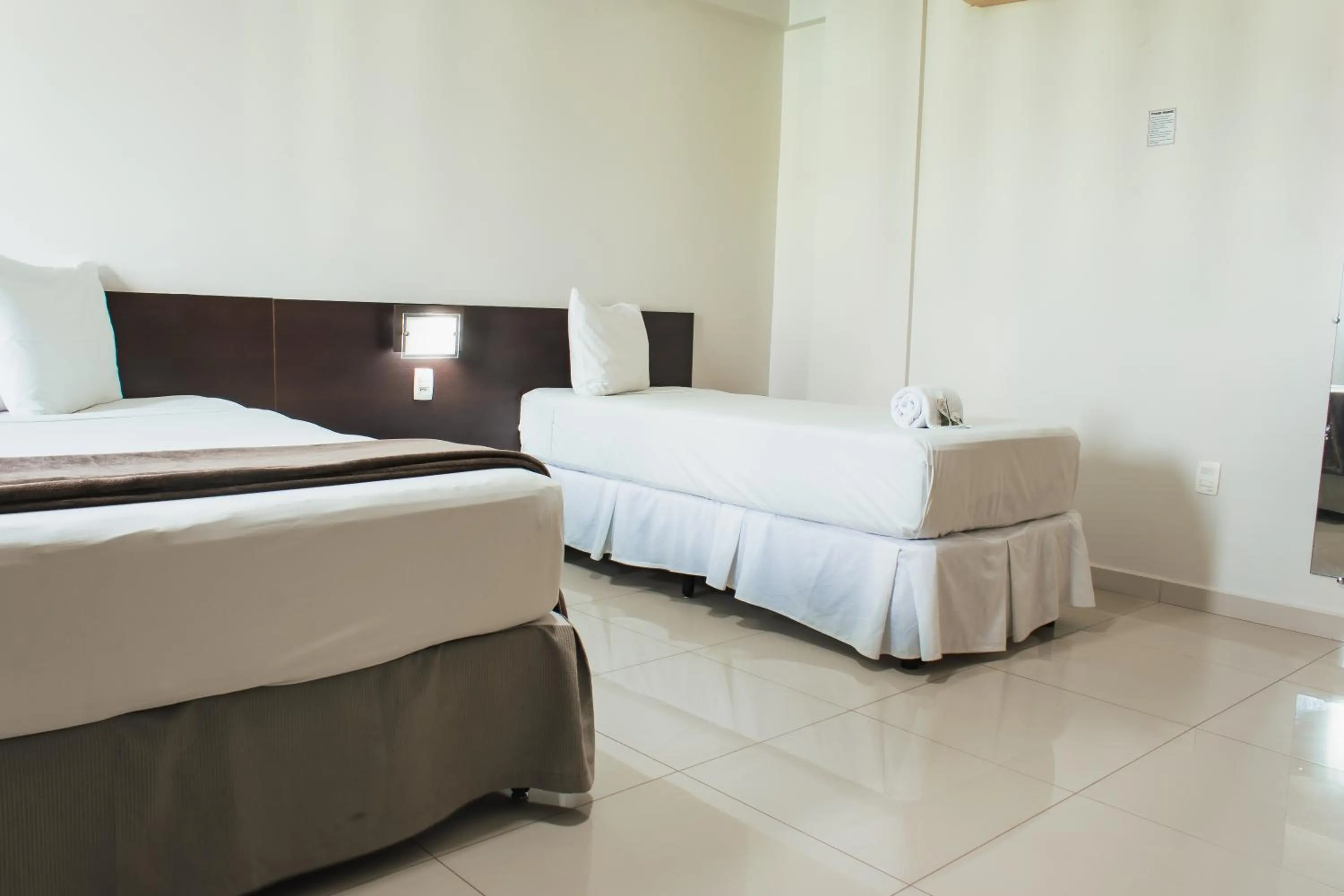 View (from property/room), Bed in Atrium Express Hotels