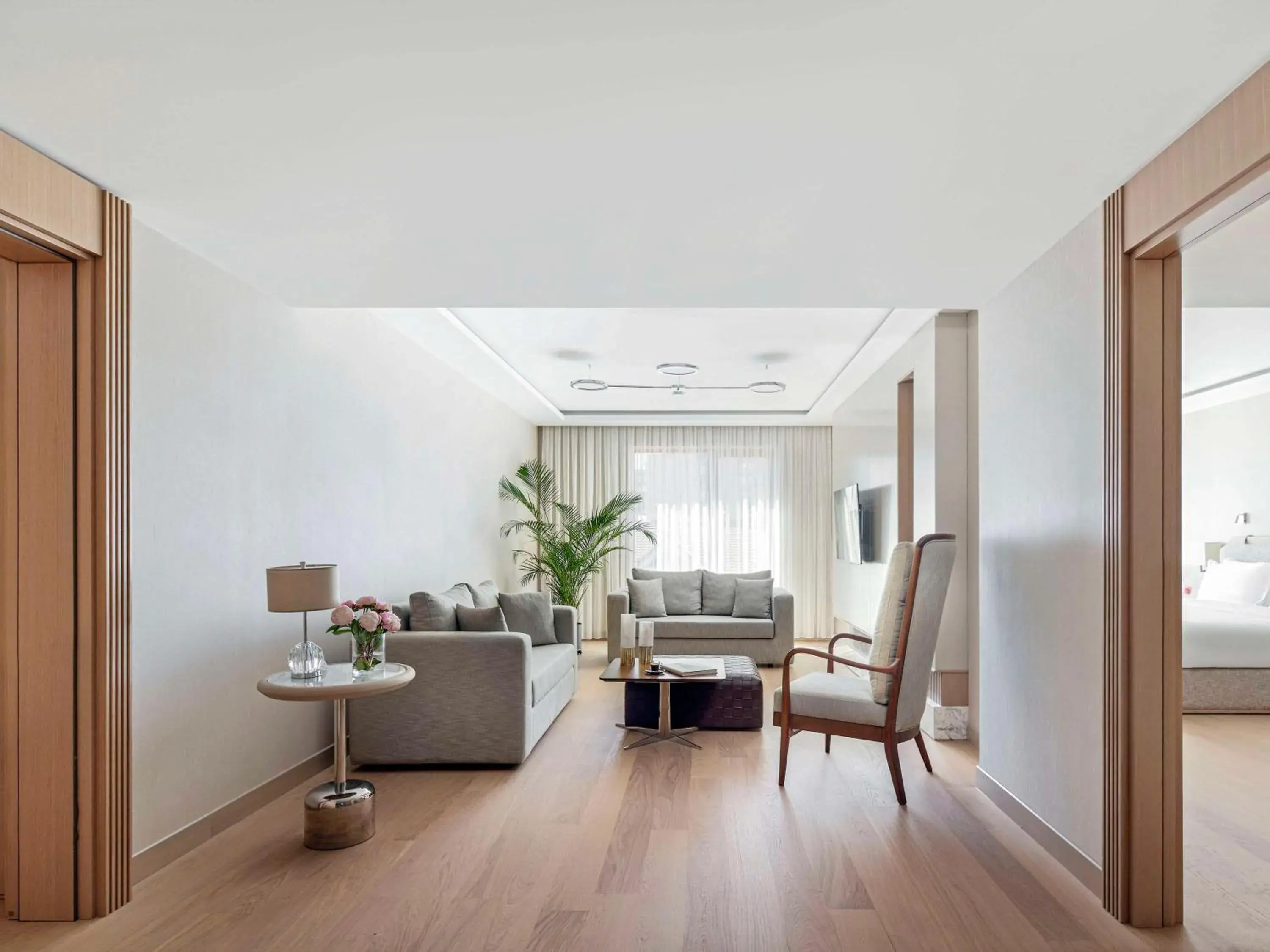 Bedroom in Mövenpick Hotel Istanbul Bosphorus Bedroom in Mövenpick Hotel Istanbul Bosphorus