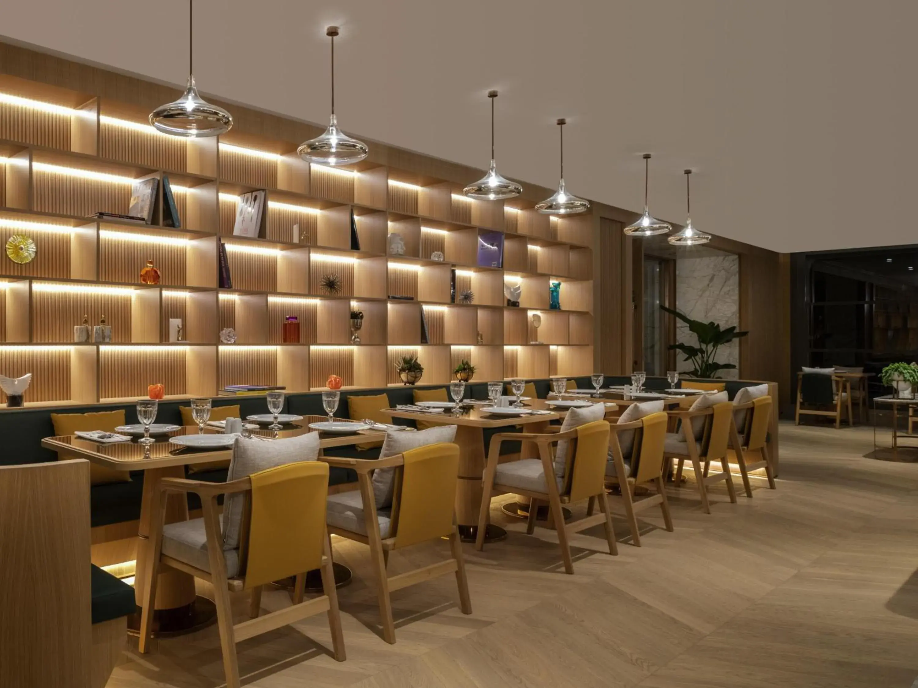 Restaurant/places to eat in Mövenpick Hotel Istanbul Bosphorus Restaurant/places to eat in Mövenpick Hotel Istanbul Bosphorus