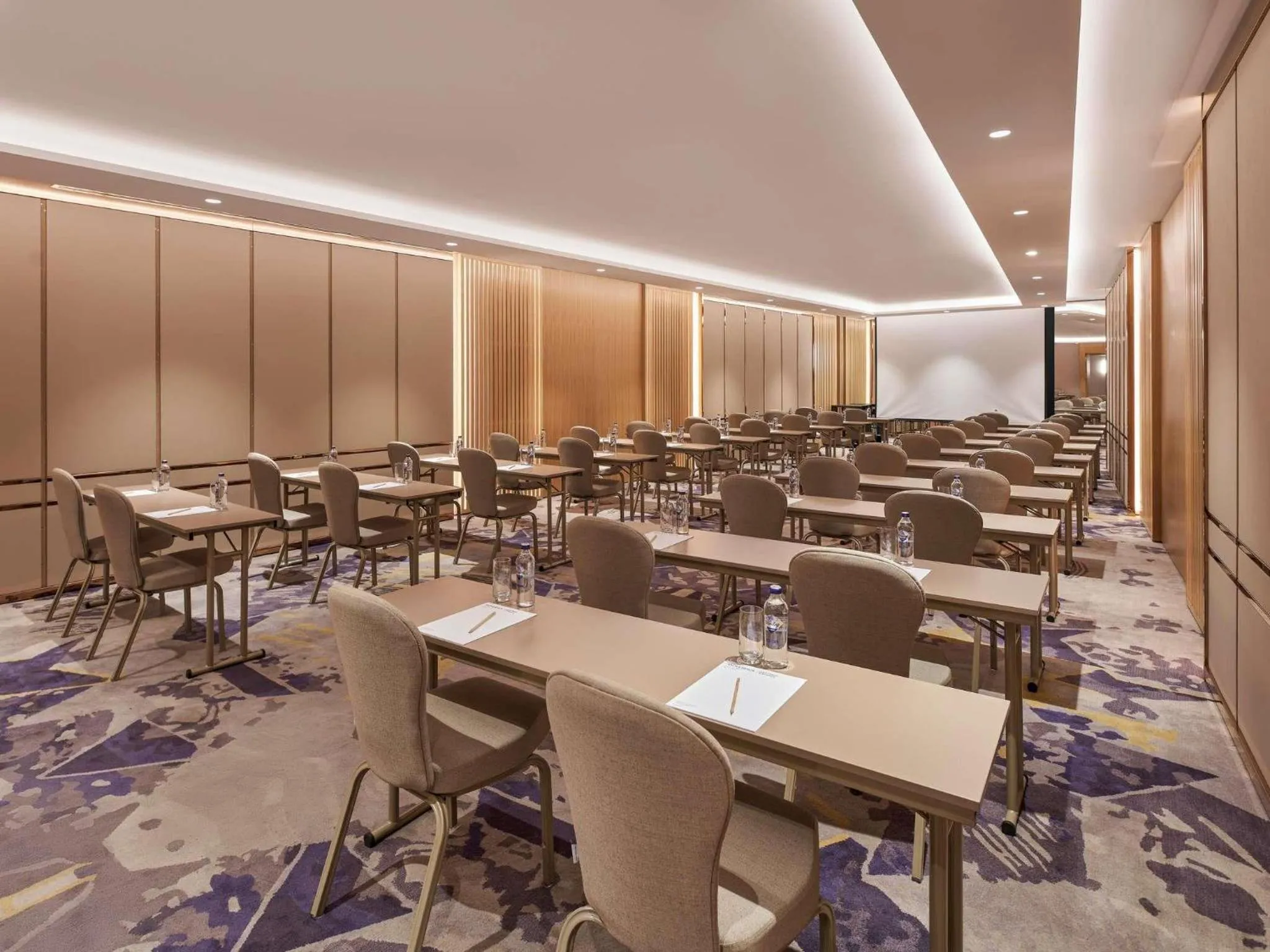 Meeting/conference room in Mövenpick Hotel Istanbul Bosphorus