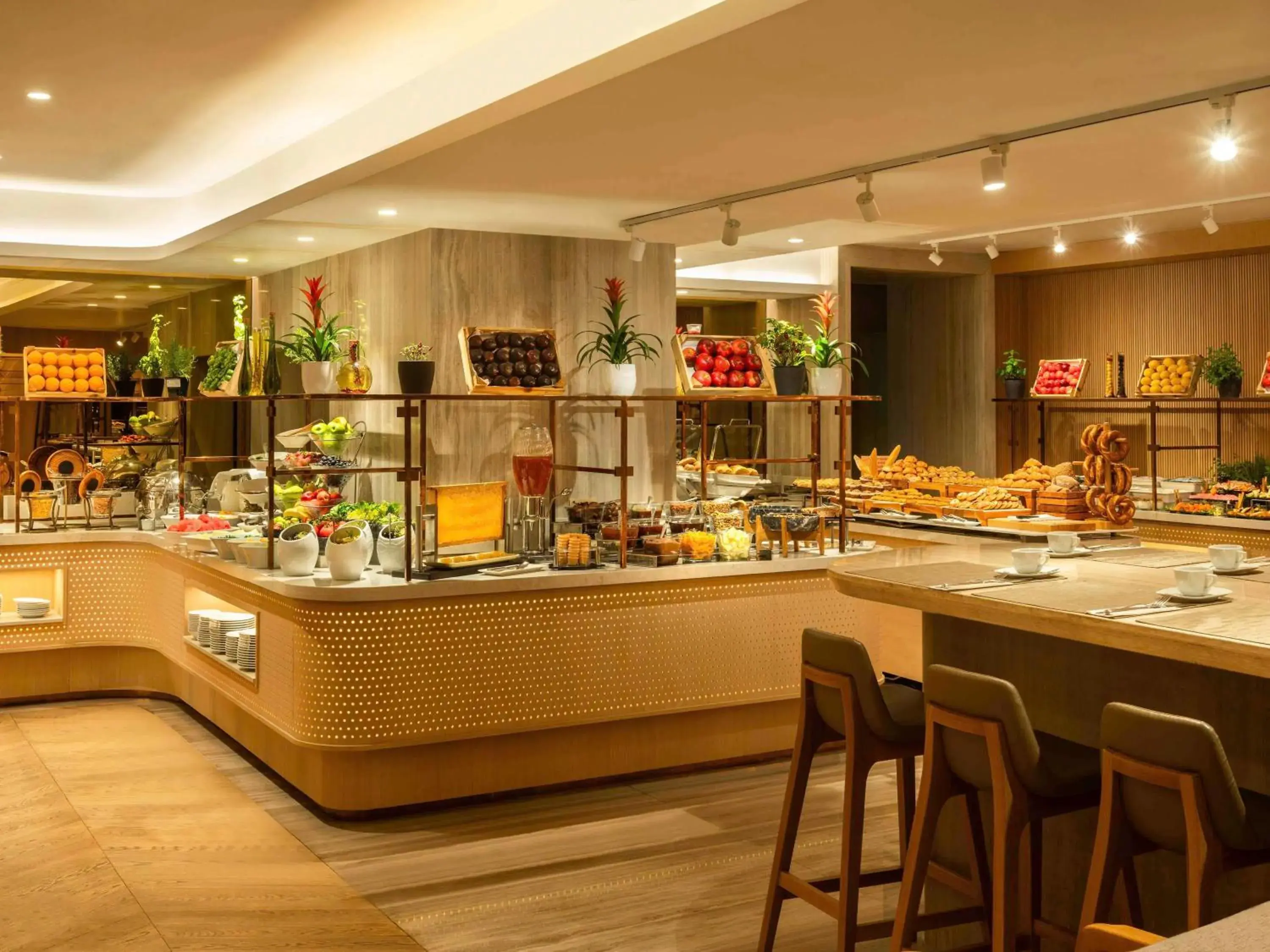 Breakfast in Mövenpick Hotel Istanbul Bosphorus Breakfast in Mövenpick Hotel Istanbul Bosphorus