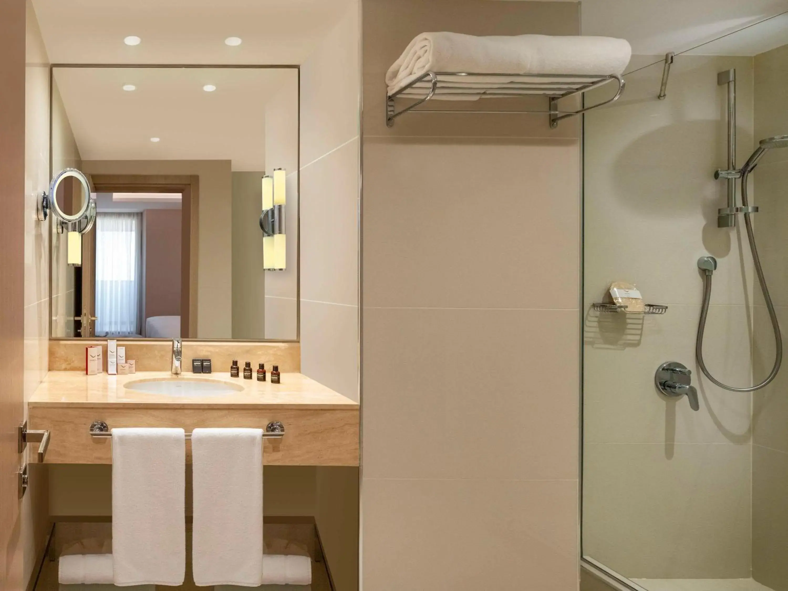 Bathroom in Mövenpick Hotel Istanbul Bosphorus Bathroom in Mövenpick Hotel Istanbul Bosphorus