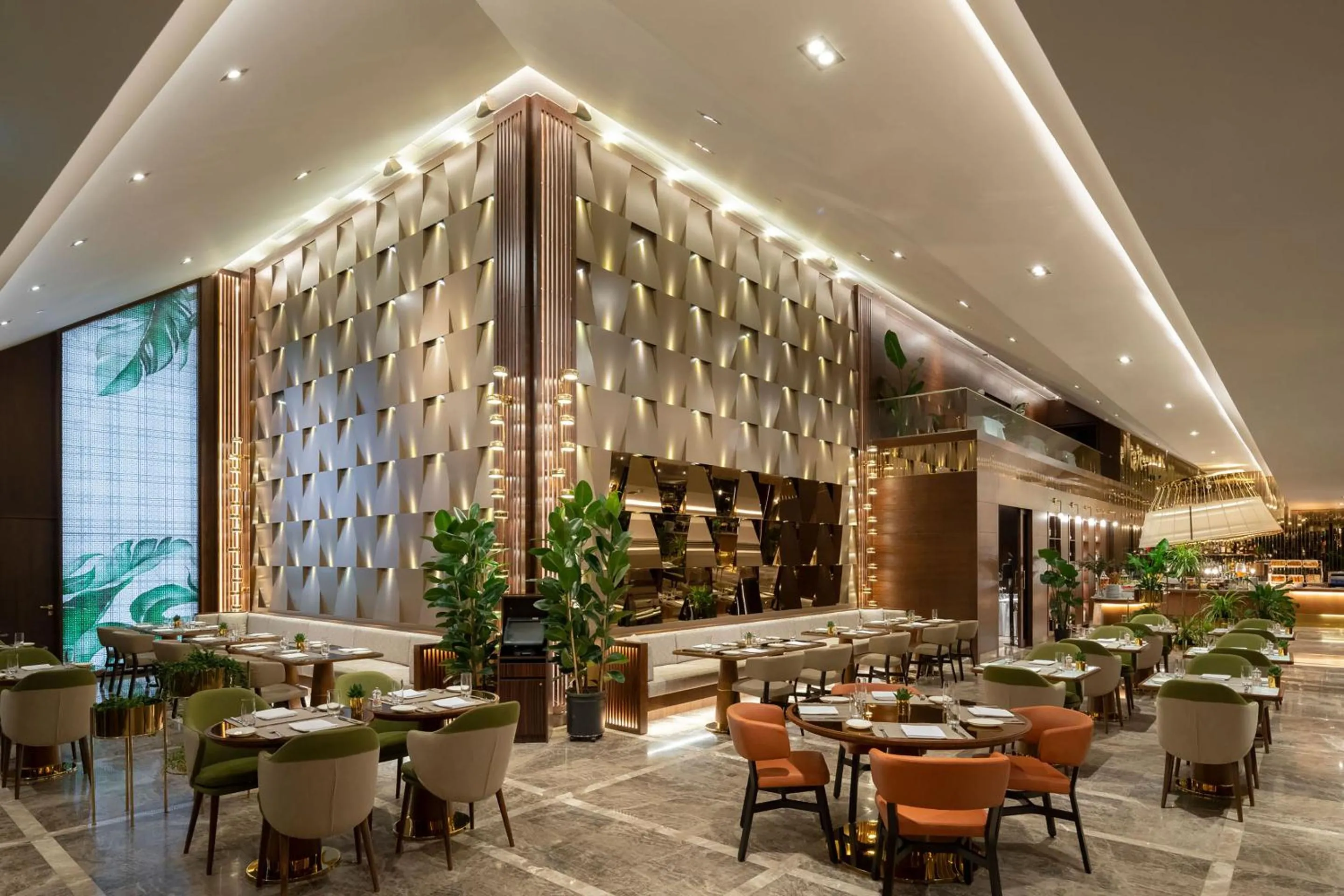 Restaurant/places to eat in Mövenpick Hotel Istanbul Bosphorus