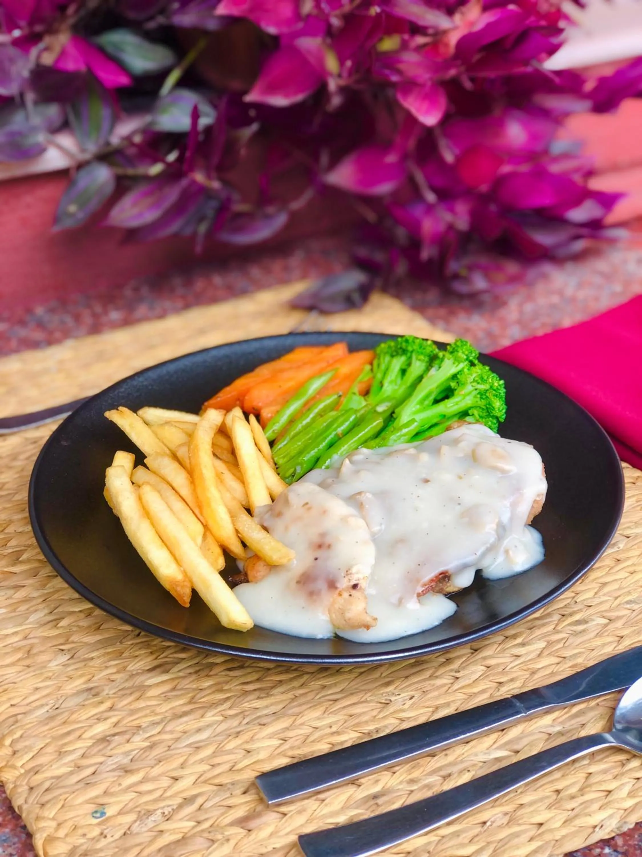 Food and drinks in Kathmandu View Hotel