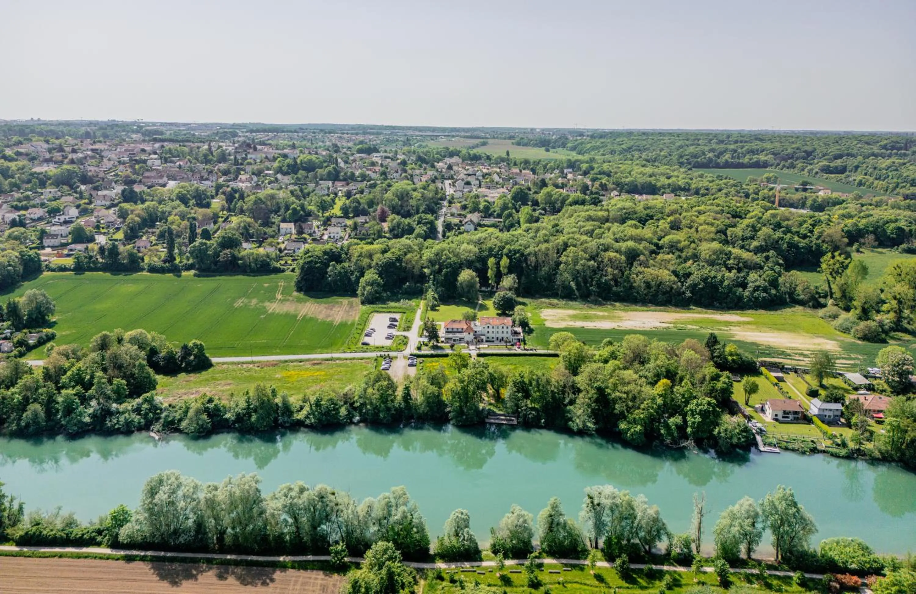 Property building in La Coudraie - Proche de Disneyland