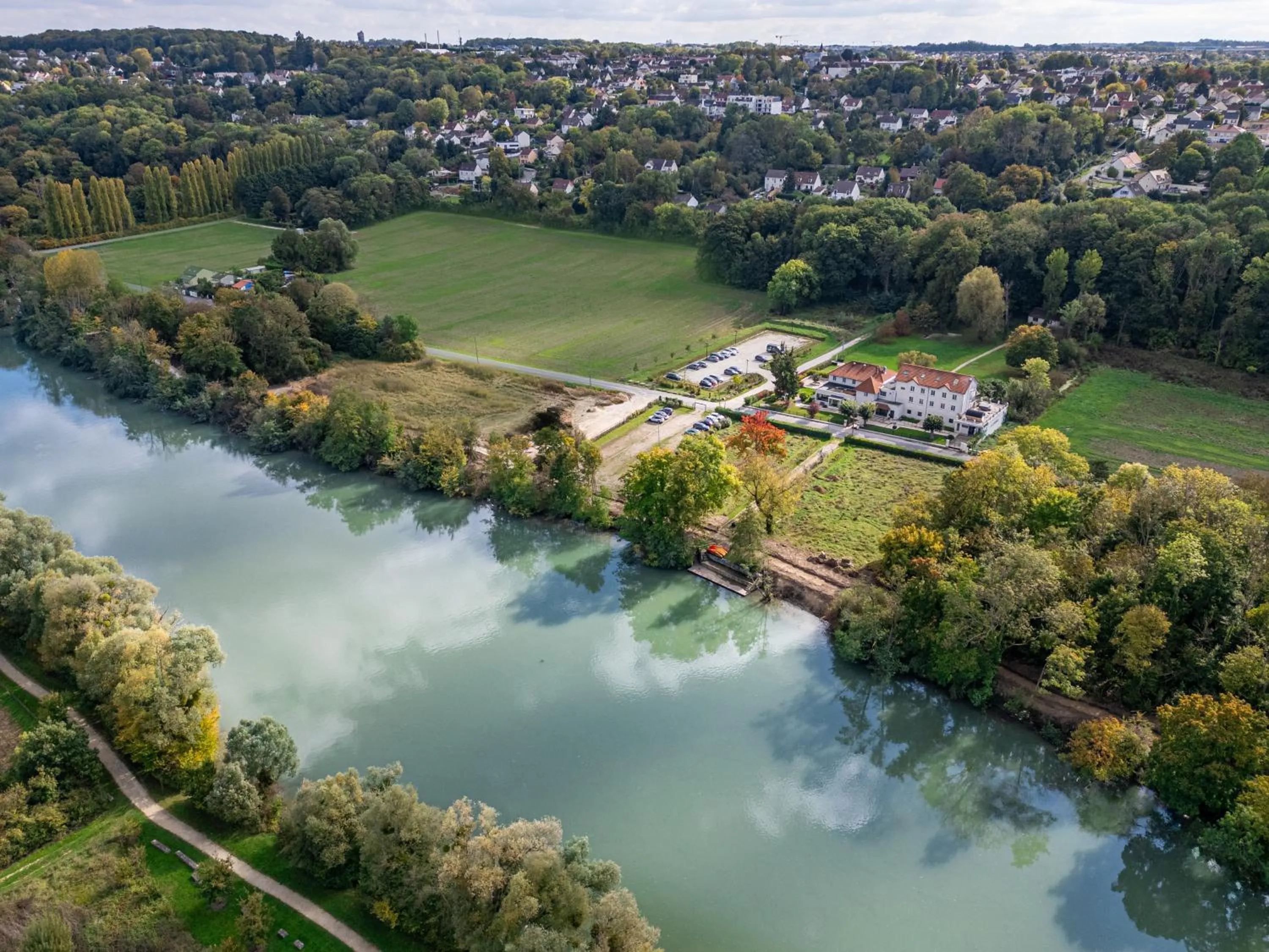 Property building in La Coudraie - Proche de Disneyland