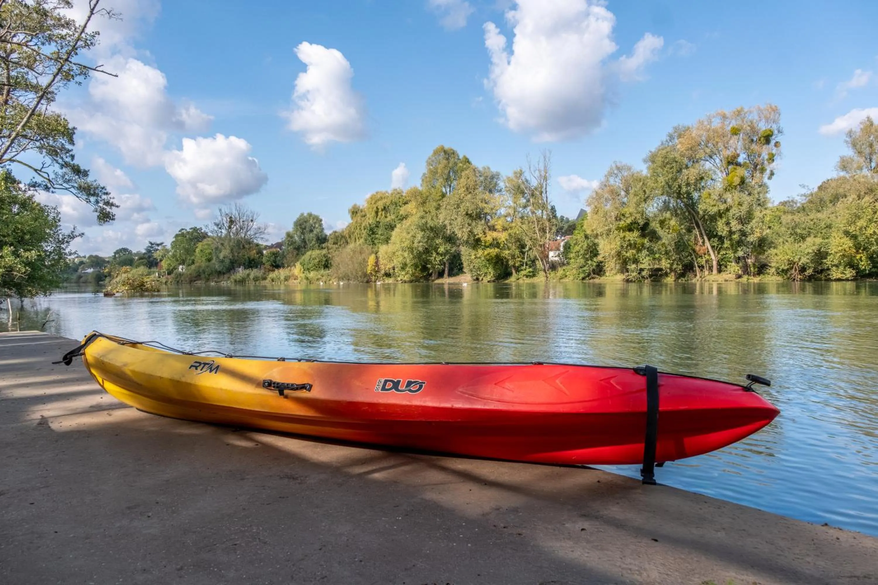 Natural landscape in La Coudraie - Proche de Disneyland