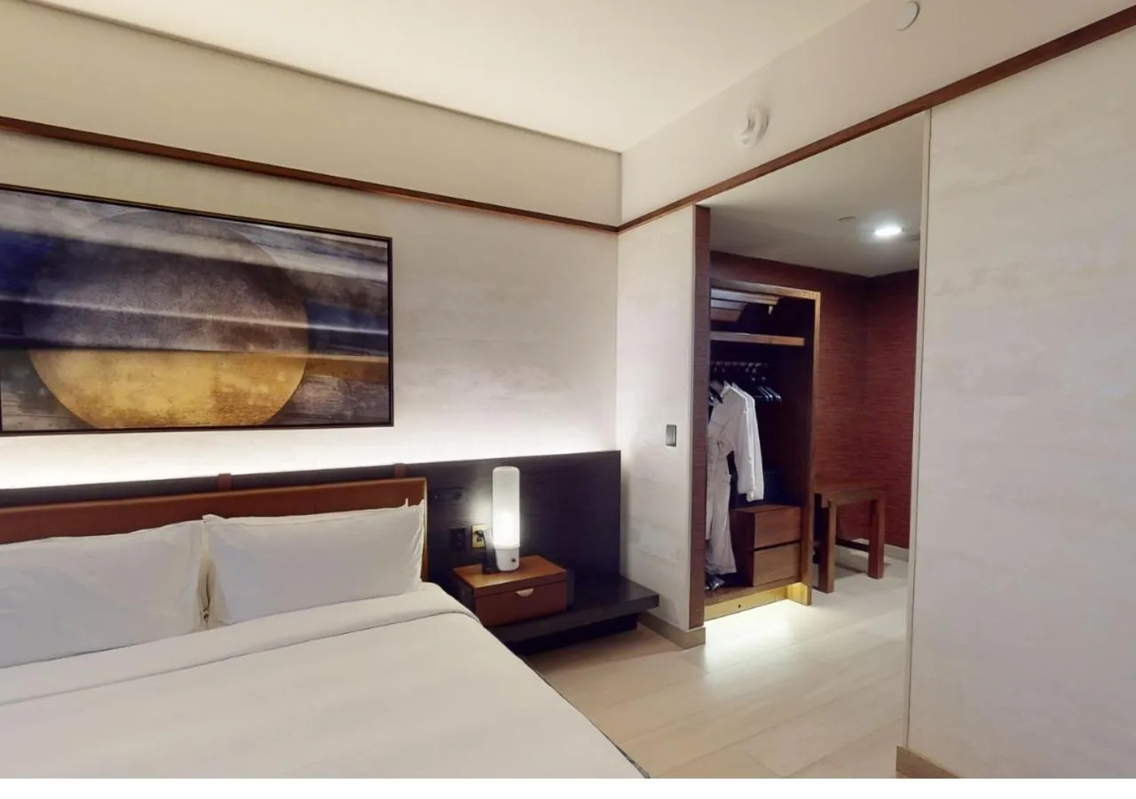 Bedroom, Bed in Nobu Hotel Atlanta