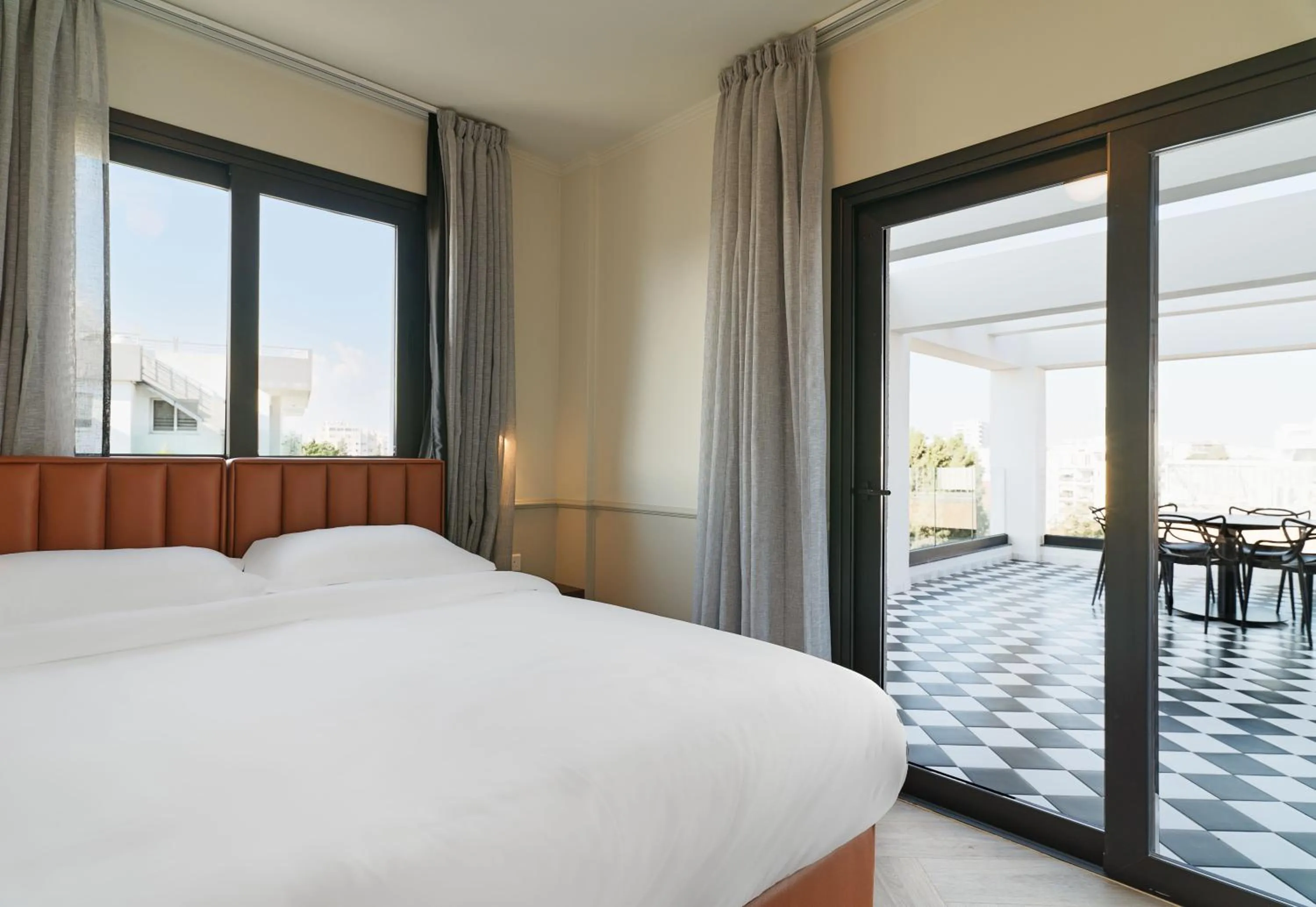 Bed in LIV The City Suites ADULTS ONLY