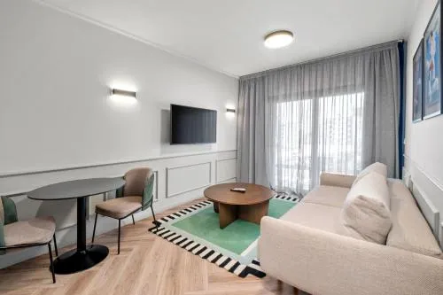 Maestro St Lazar Apartments