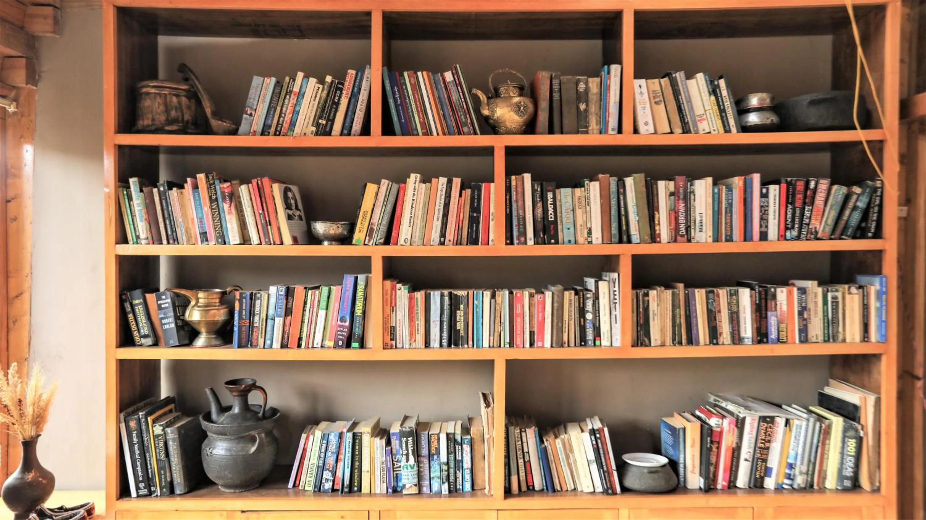 Library in Dakpa House Ladakh