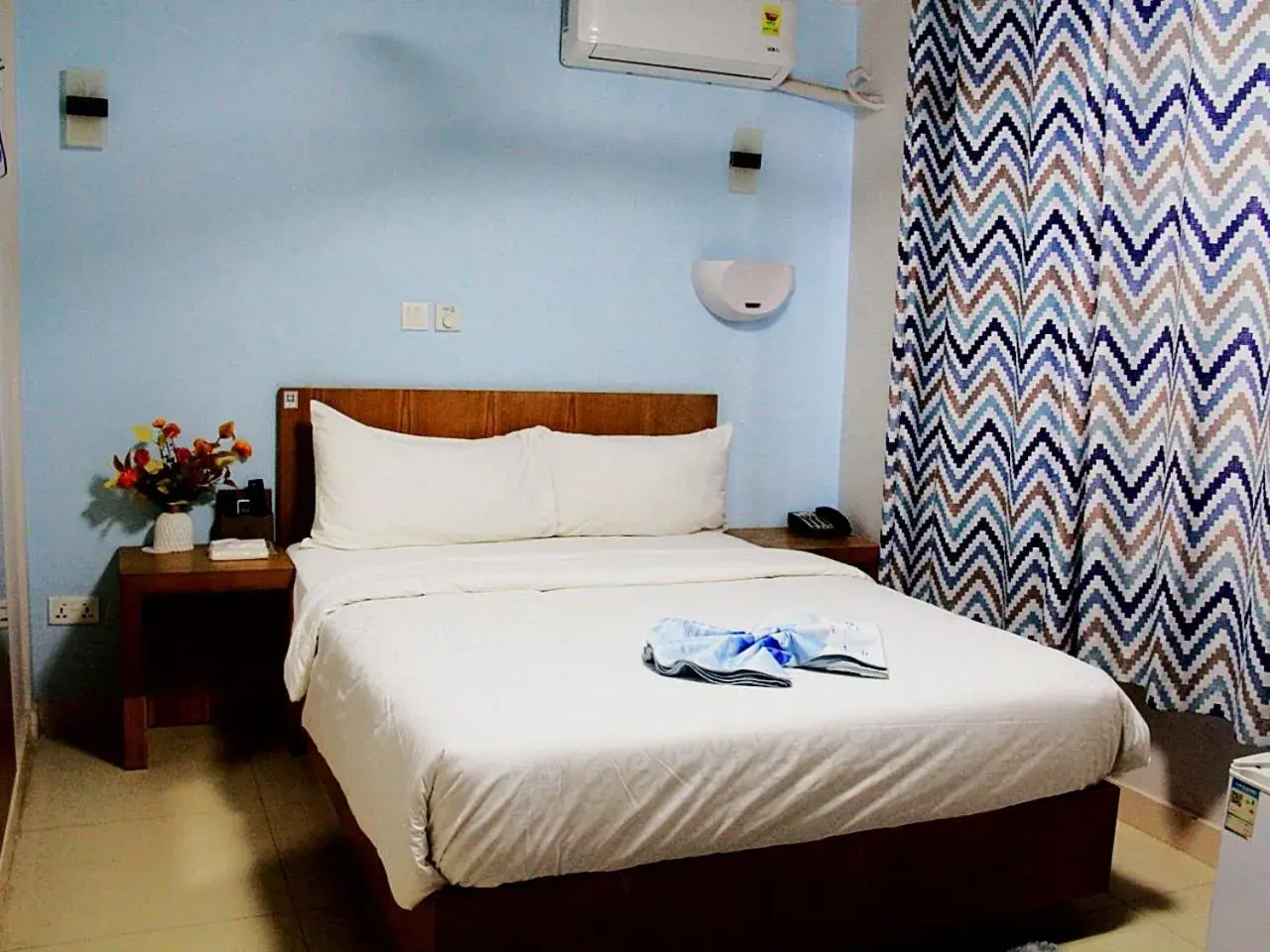 Bed in Canwin Hotel Bed in Canwin Hotel