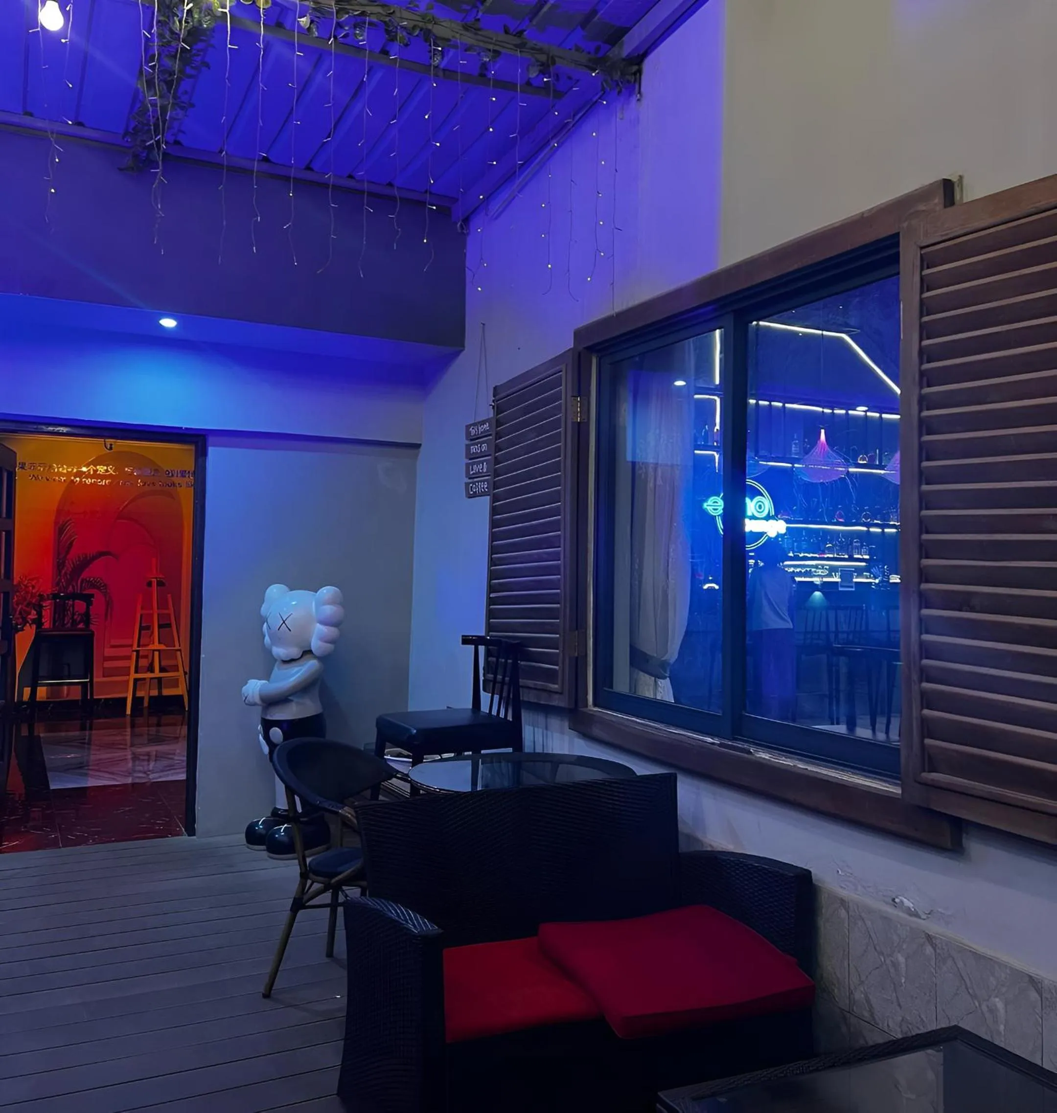 Balcony/Terrace in Canwin Hotel