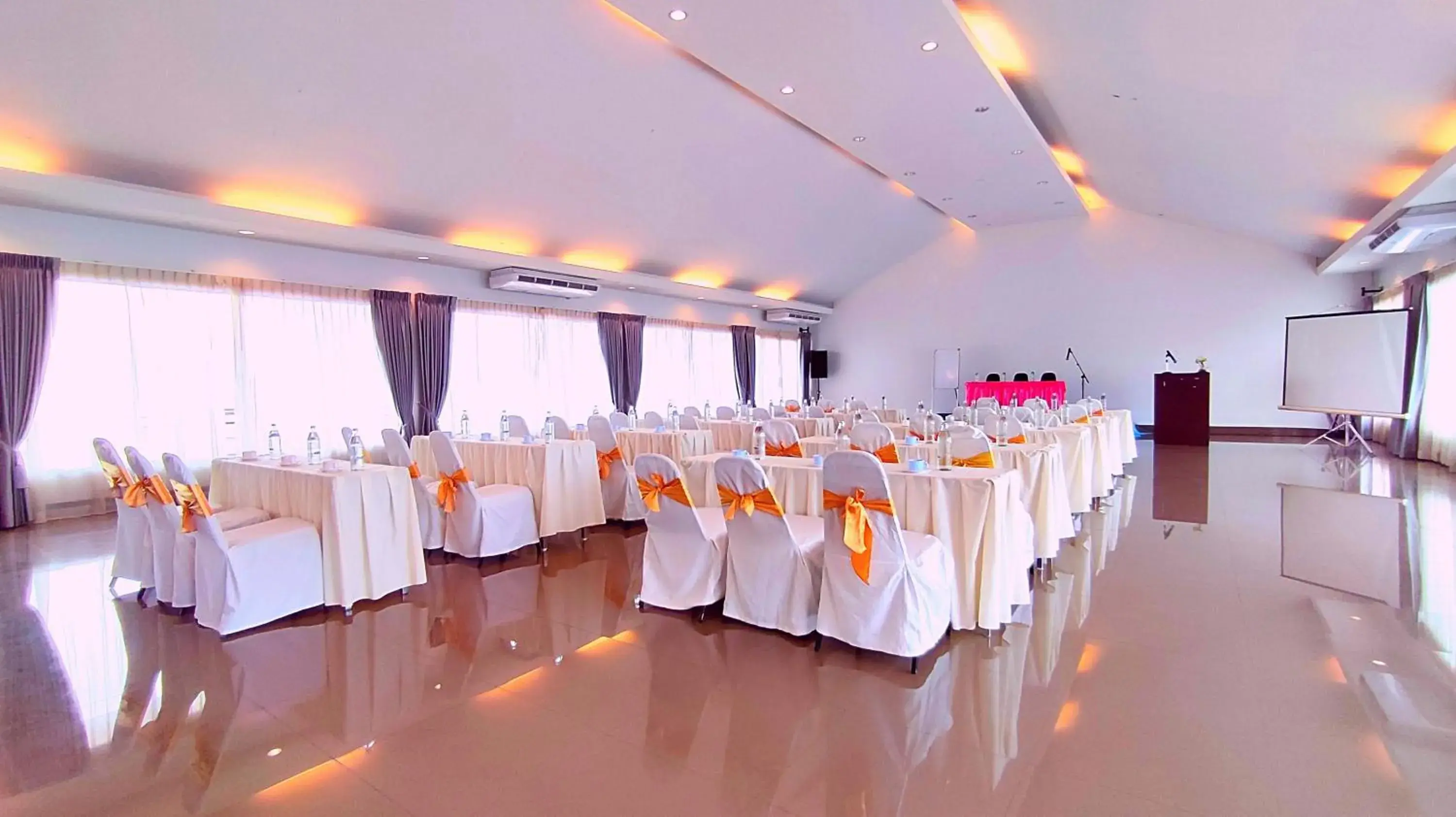 Banquet/Function facilities, Banquet Facilities in ShriGo Resort & Spa Pattaya