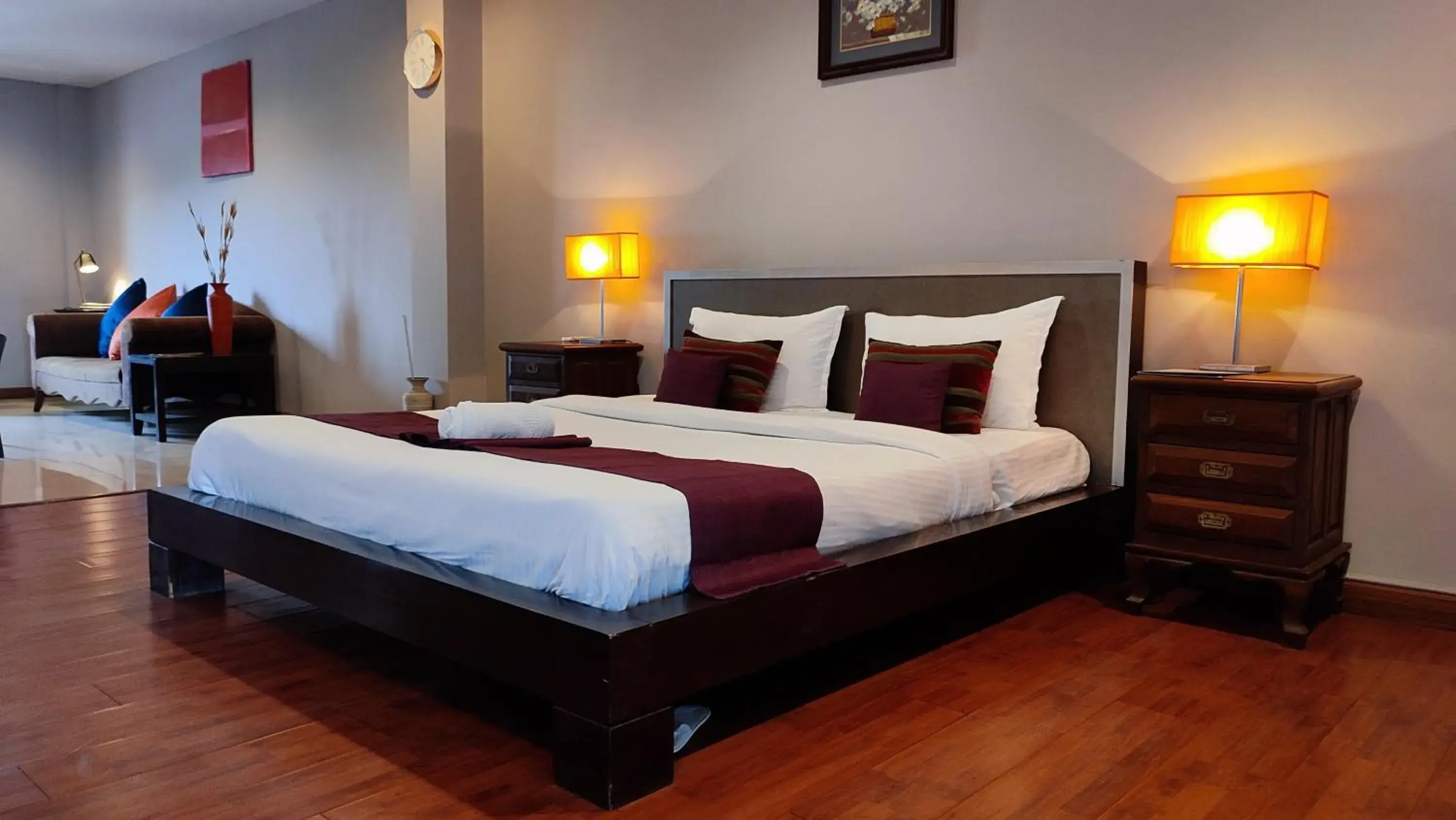 Bed in ShriGo Resort & Spa Pattaya